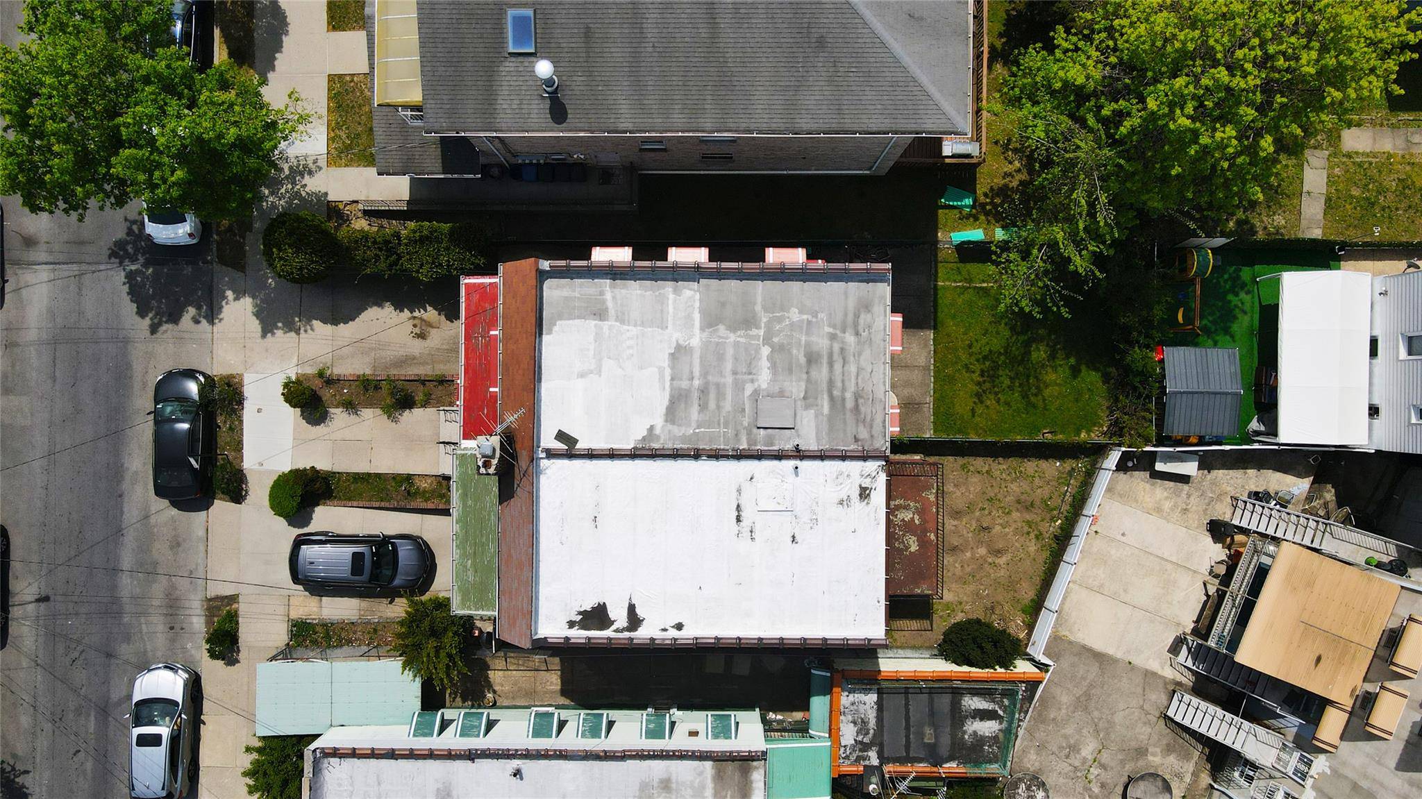 Bronx, NY 10469,3331 Hone AVE