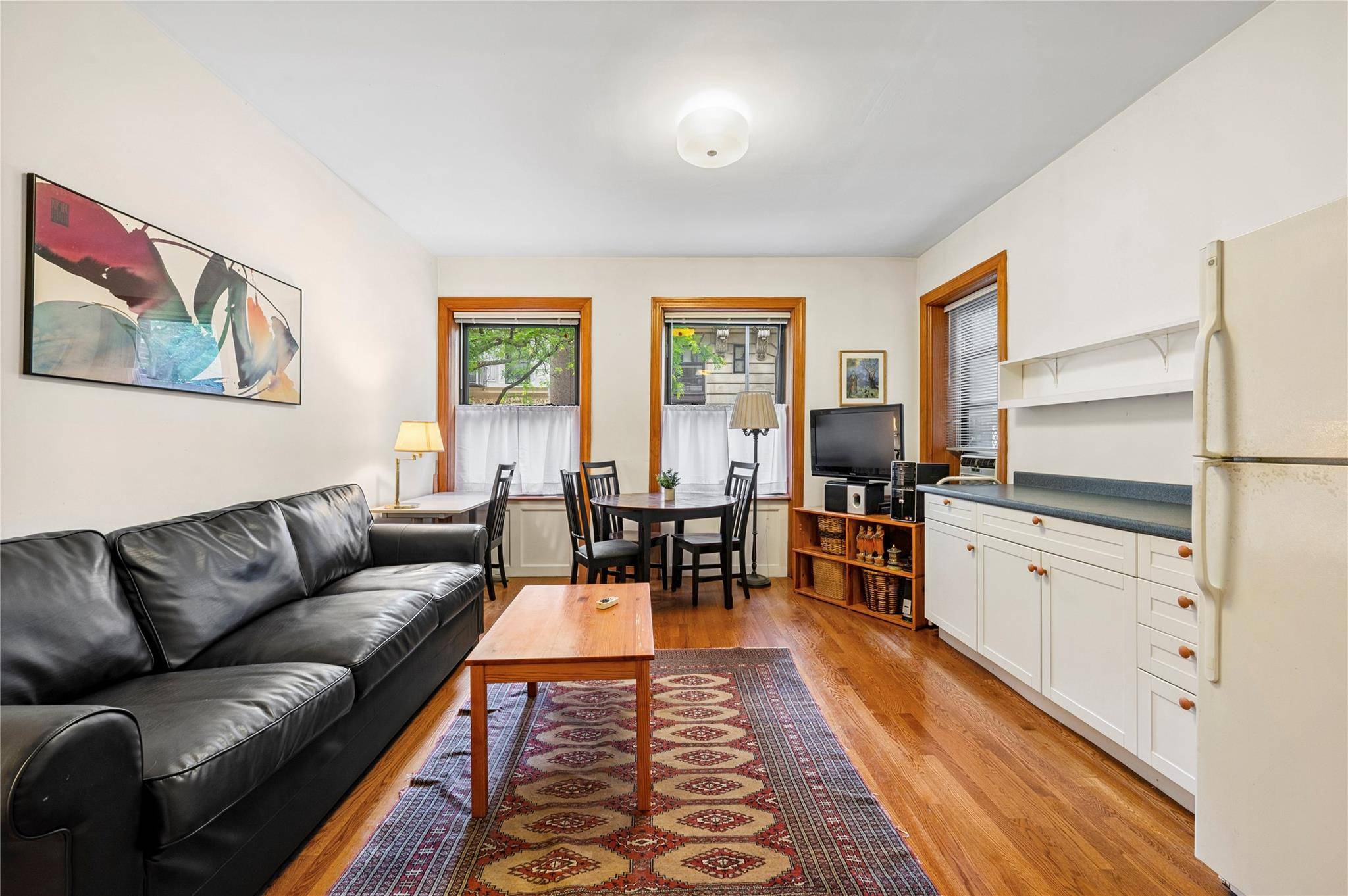New York (manhattan), NY 10025,611 W 111 ST #6