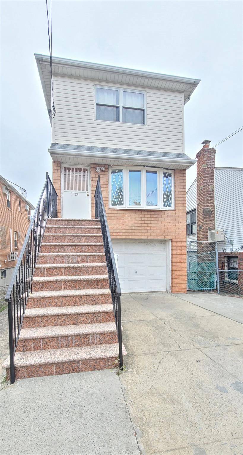 College Point, NY 11356,724 125th ST