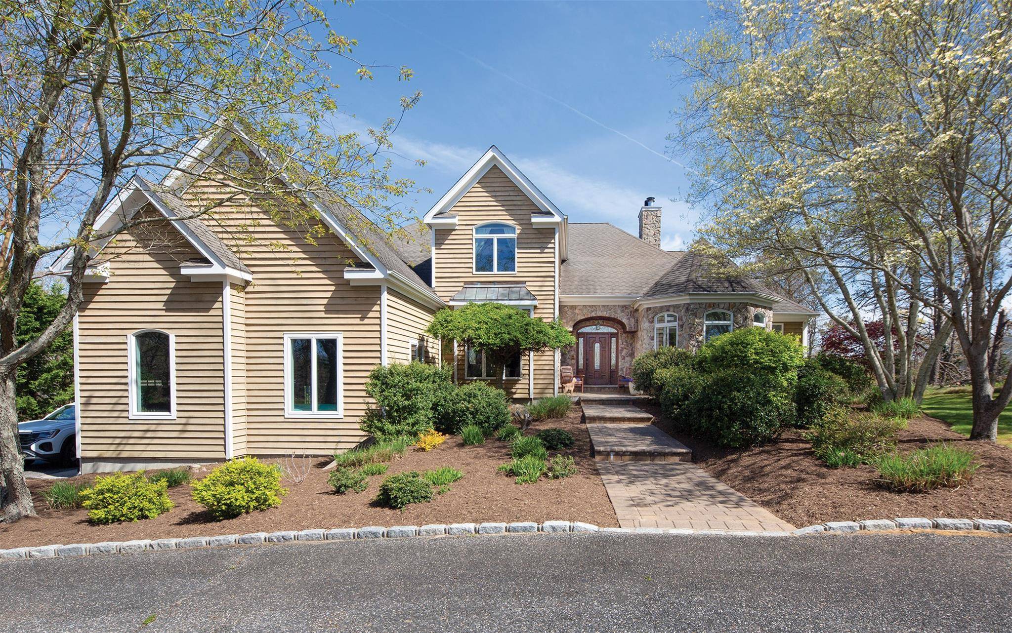Southampton, NY 11968,115 Highland RD