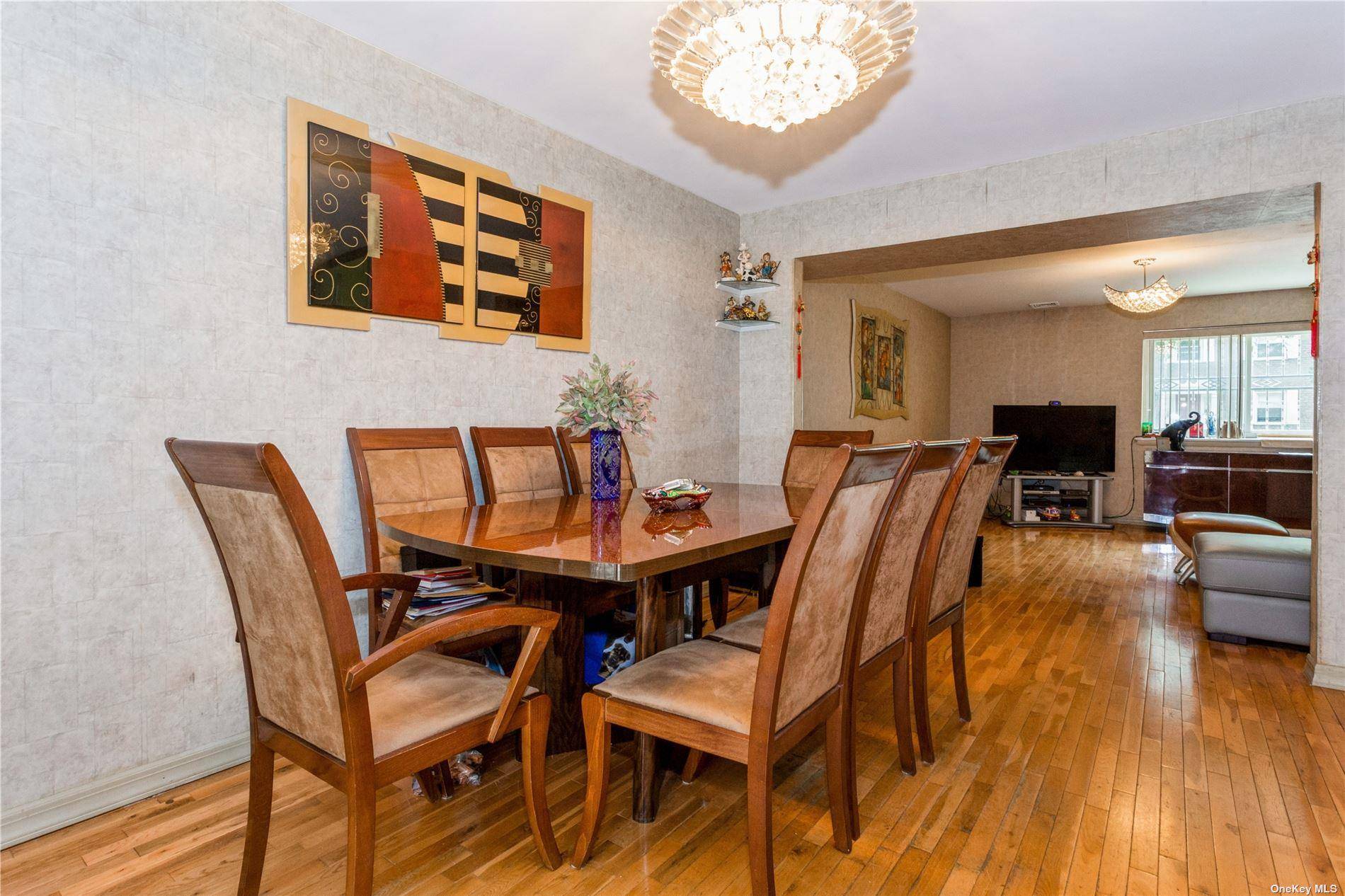 Forest Hills, NY 11375,110-17 64 AVE