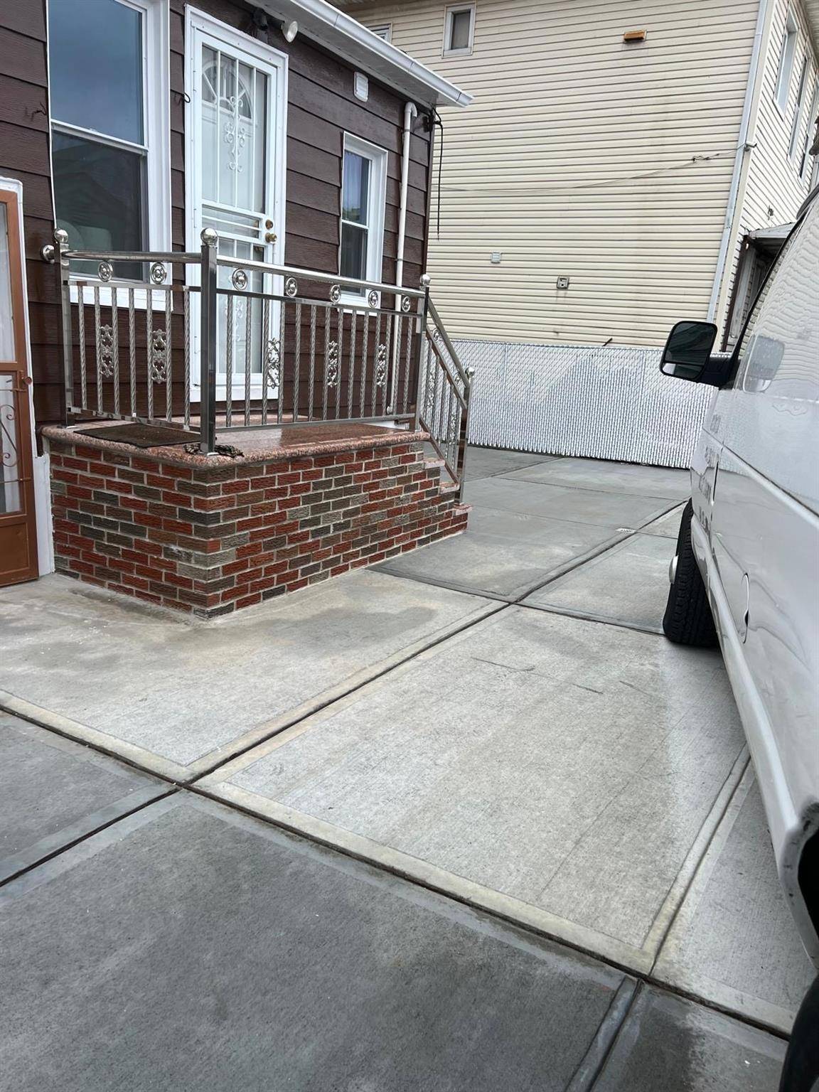 Richmond Hill, NY 11419,9414 125th ST