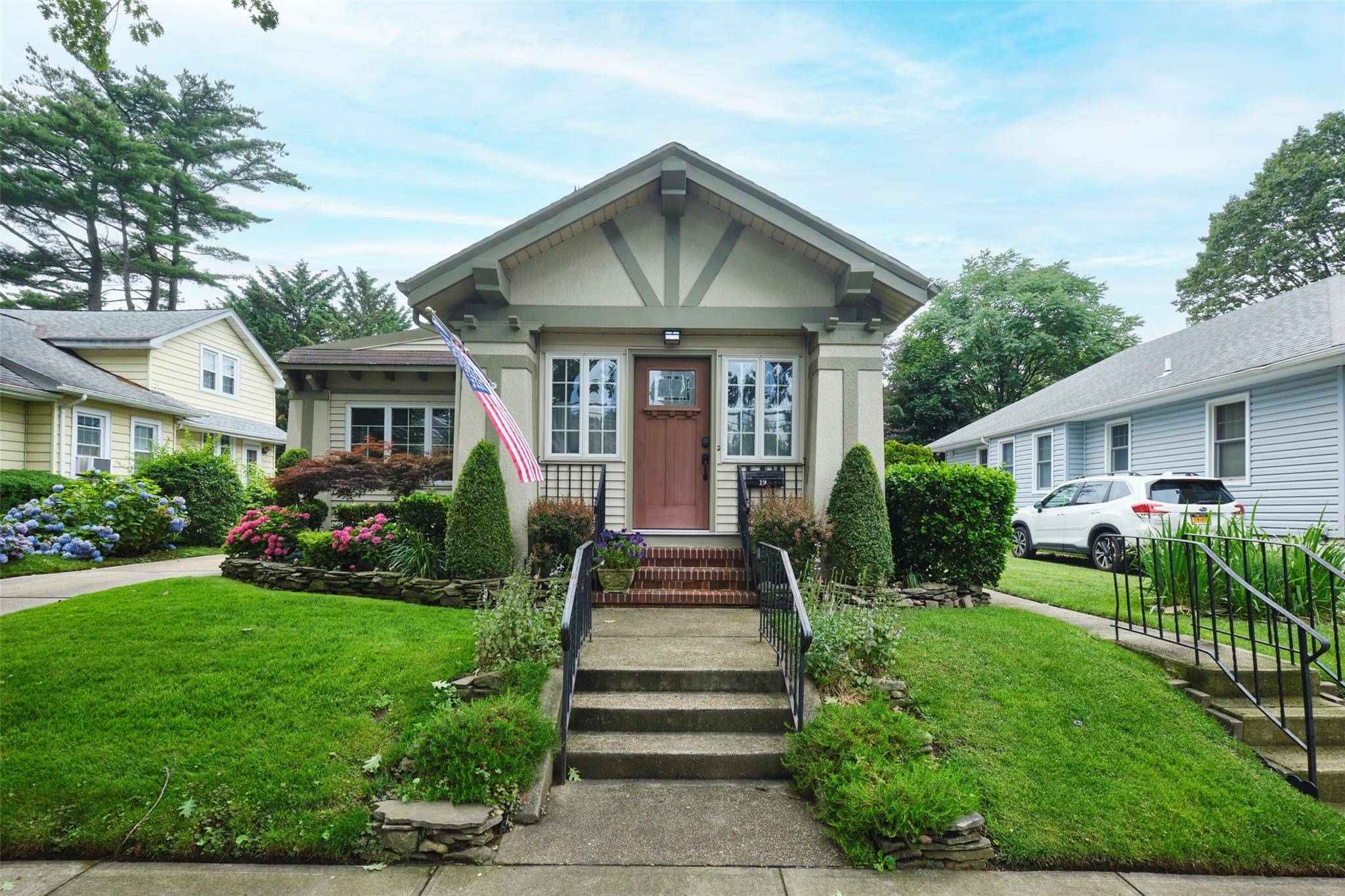 Bellerose Village, NY 11001,19 Superior RD