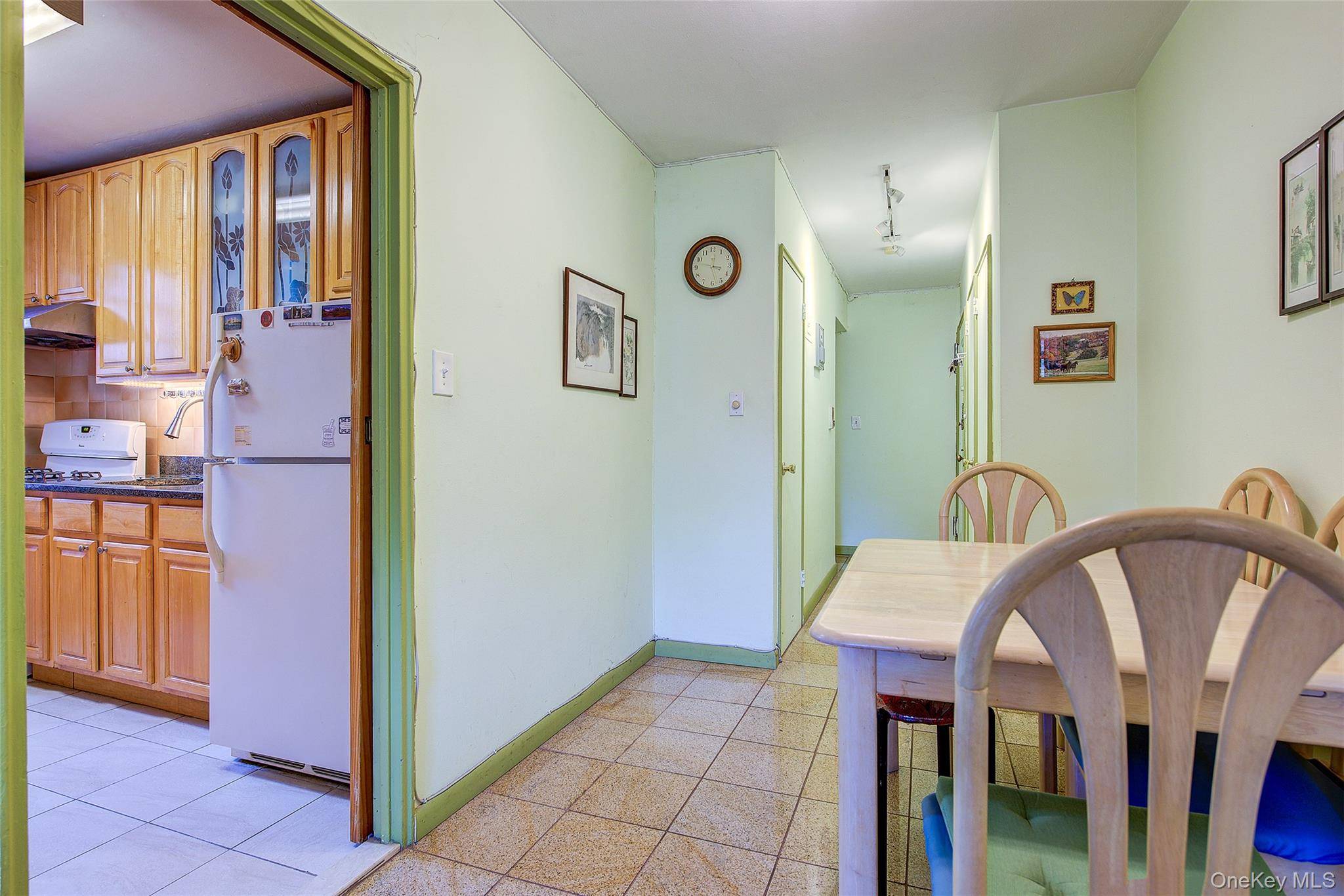 Jamaica, NY 11435,143-25 84 DR #2G