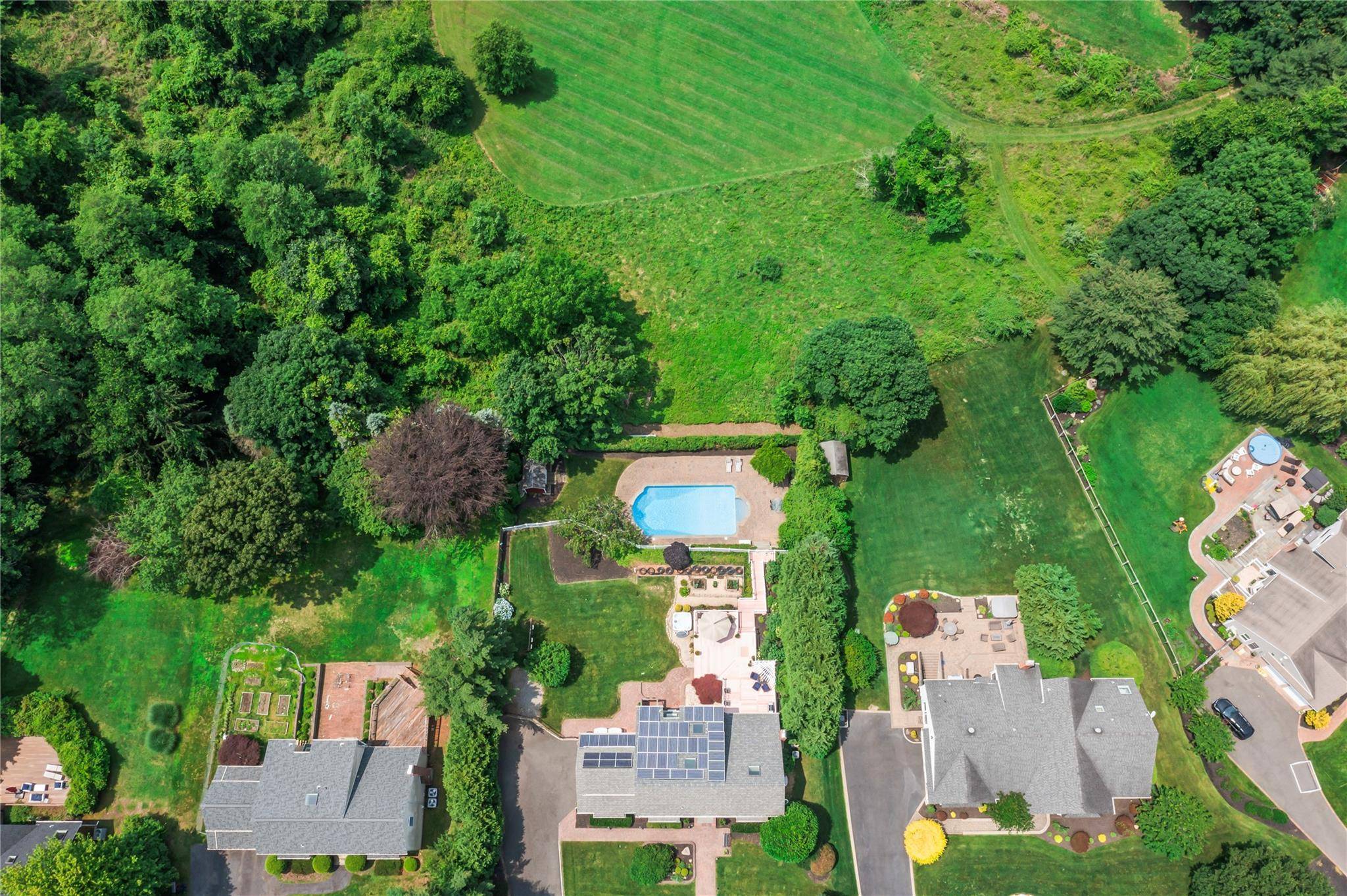 Stony Brook, NY 11790,4 Forsythe Meadow Lane