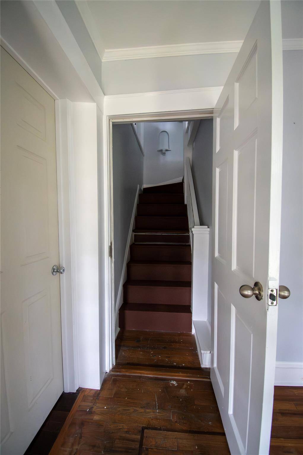 Rockville Centre, NY 11570,25 Hillside AVE #1