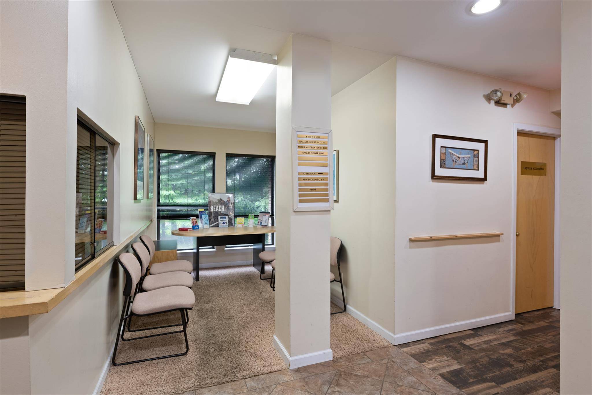 Nanuet, NY 10954,55 Old Turnpike #205