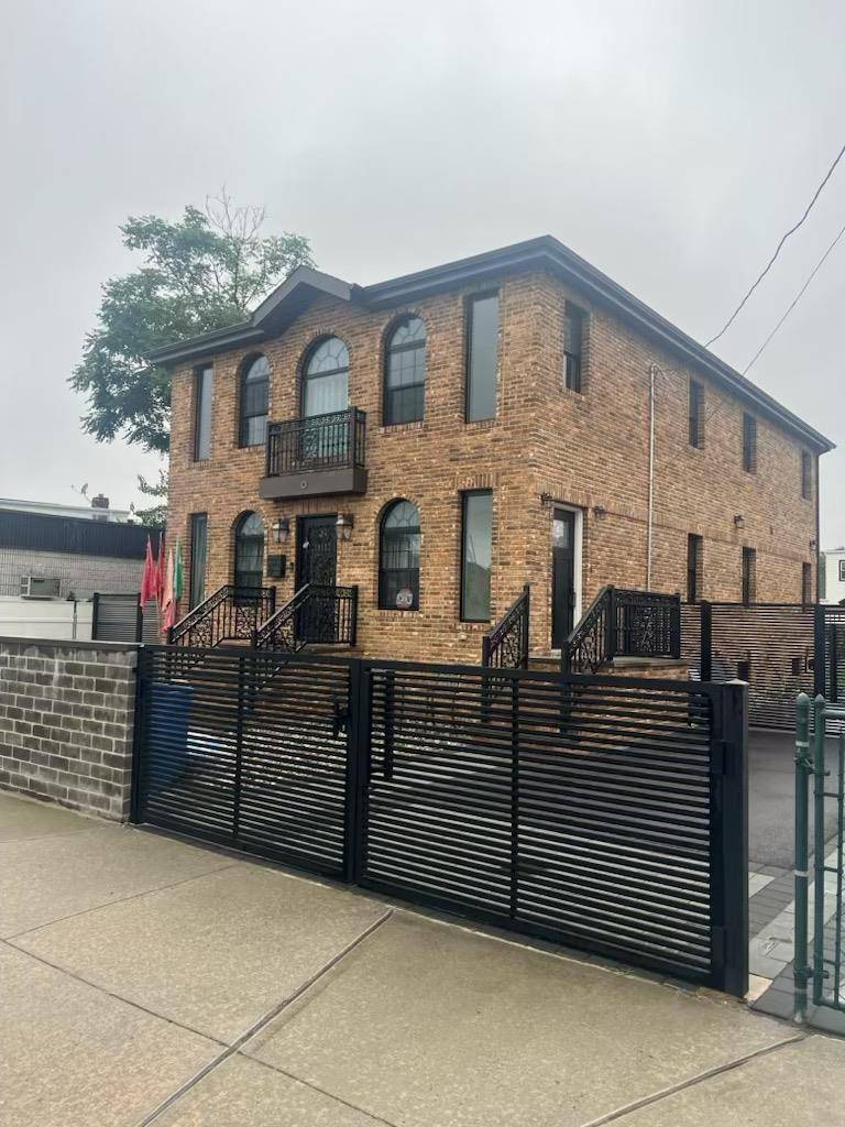 Jamaica, NY 11434,15903 131st AVE