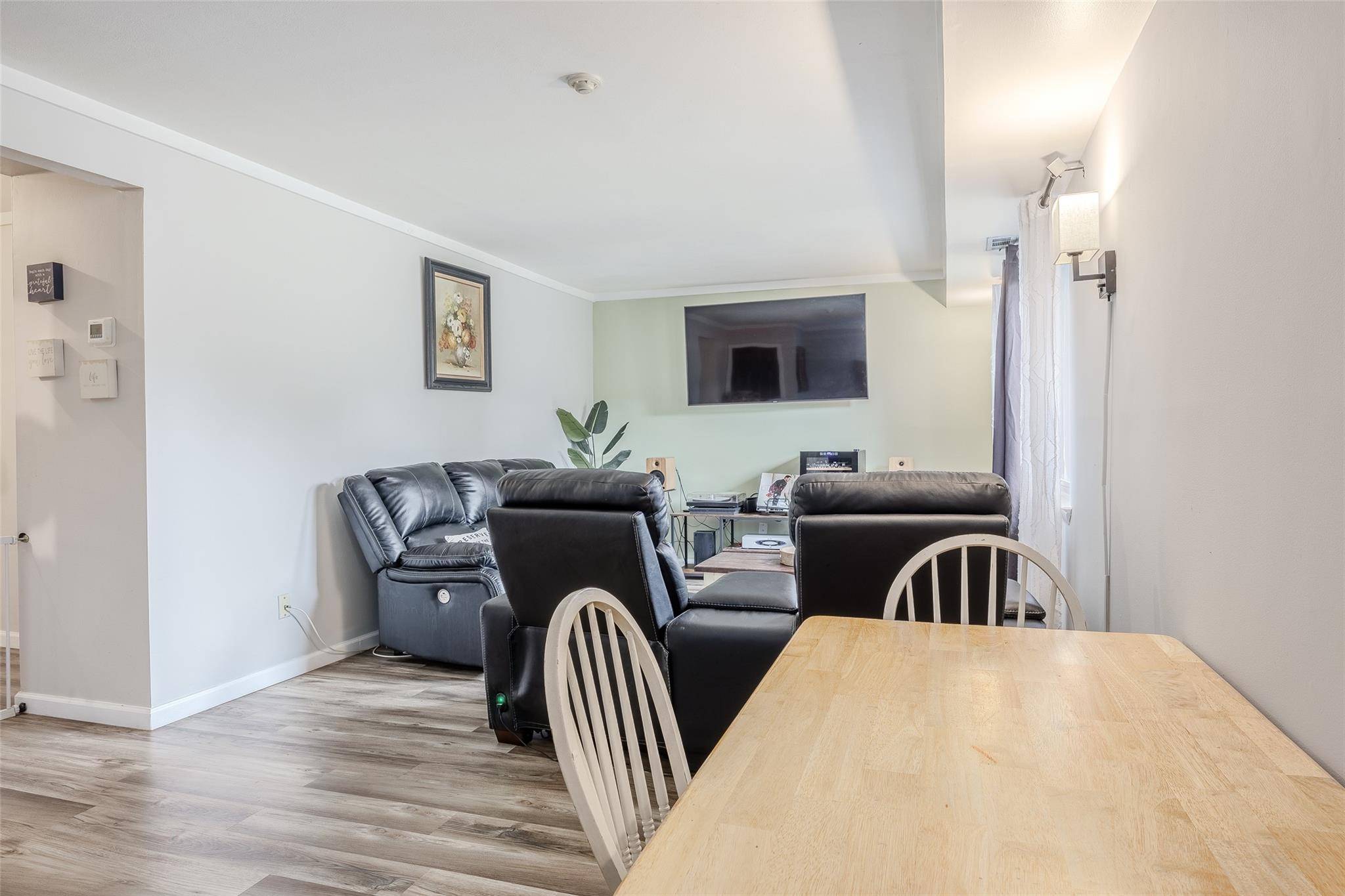Coram, NY 11727,95 Pointe CIR #95