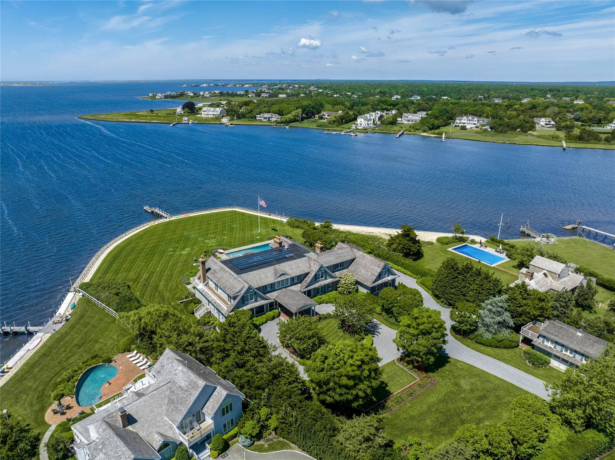 Westhampton, NY 11977,59 Shore RD