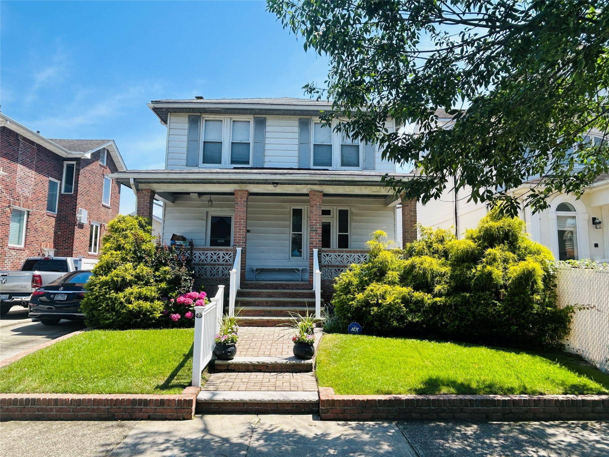 Belle Harbor, NY 11694,144-11 Newport AVE