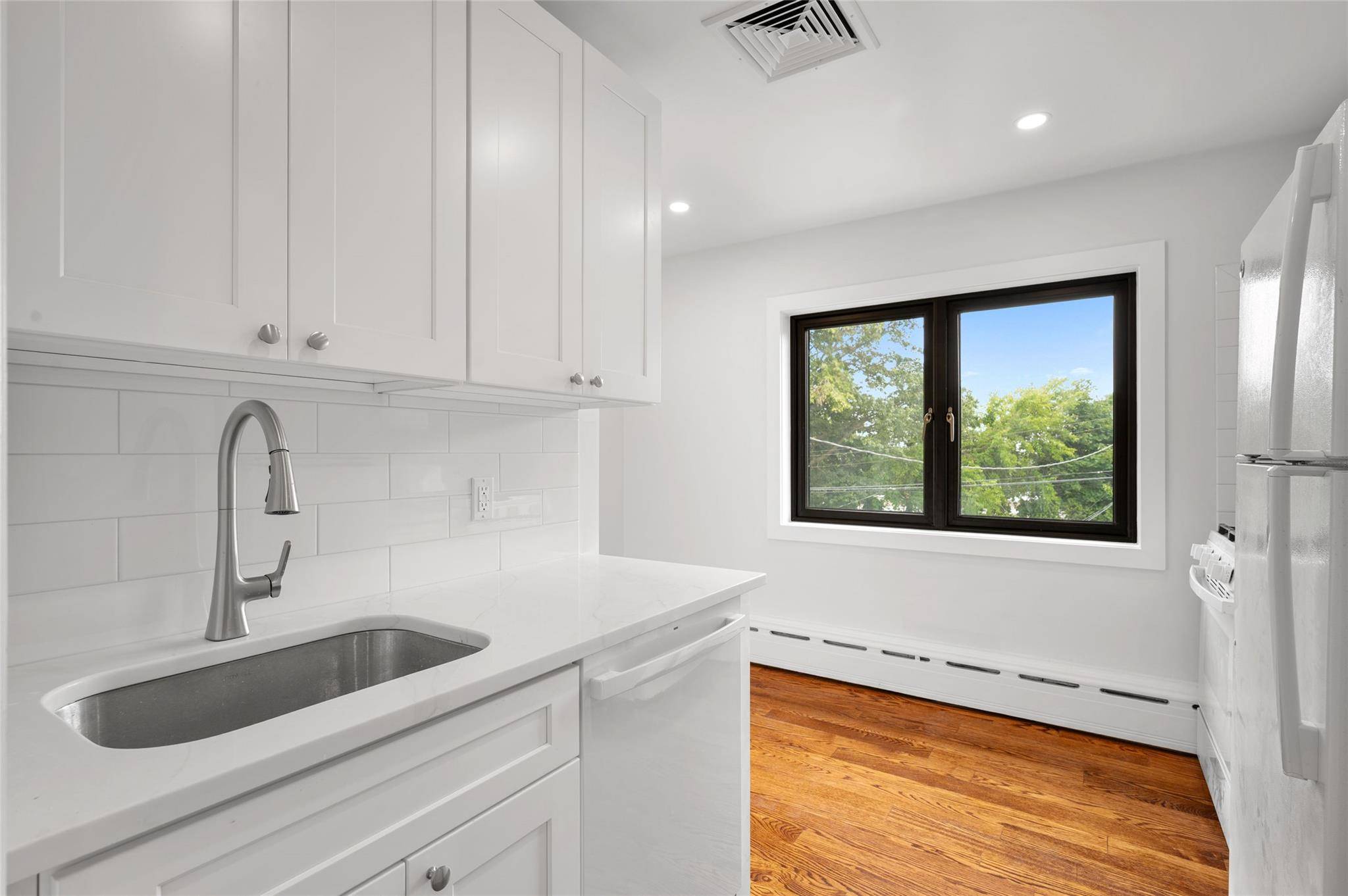 New Rochelle, NY 10801,5 Hill ST #2