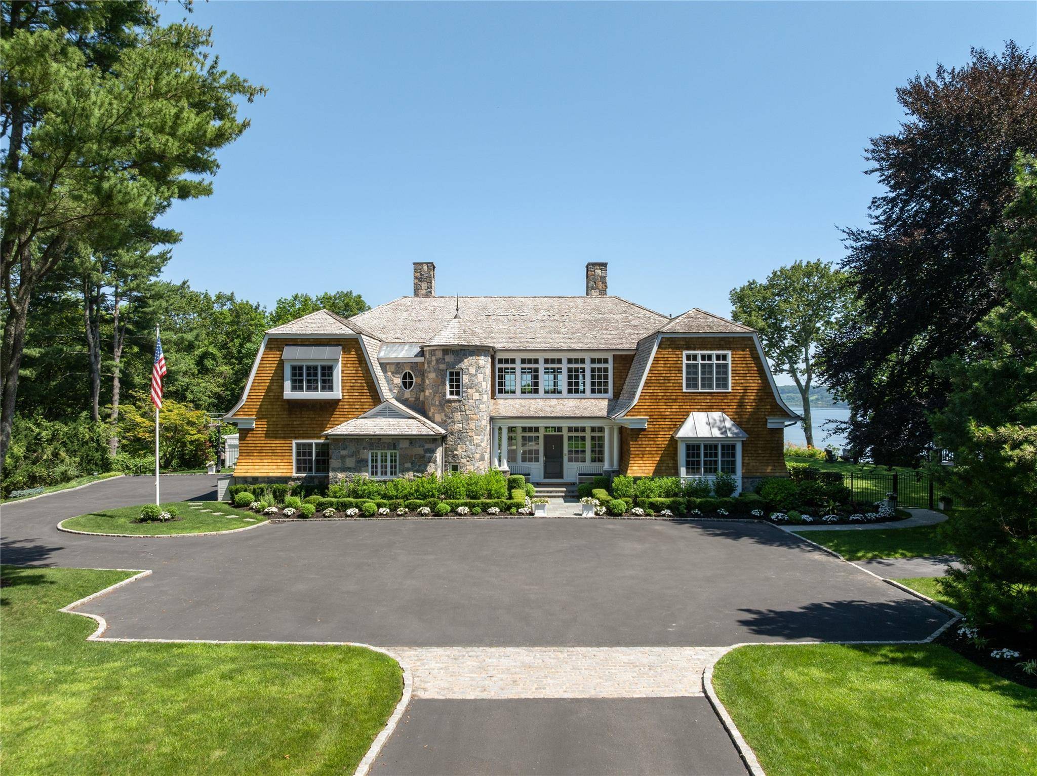 Laurel Hollow, NY 11771,12 North RD