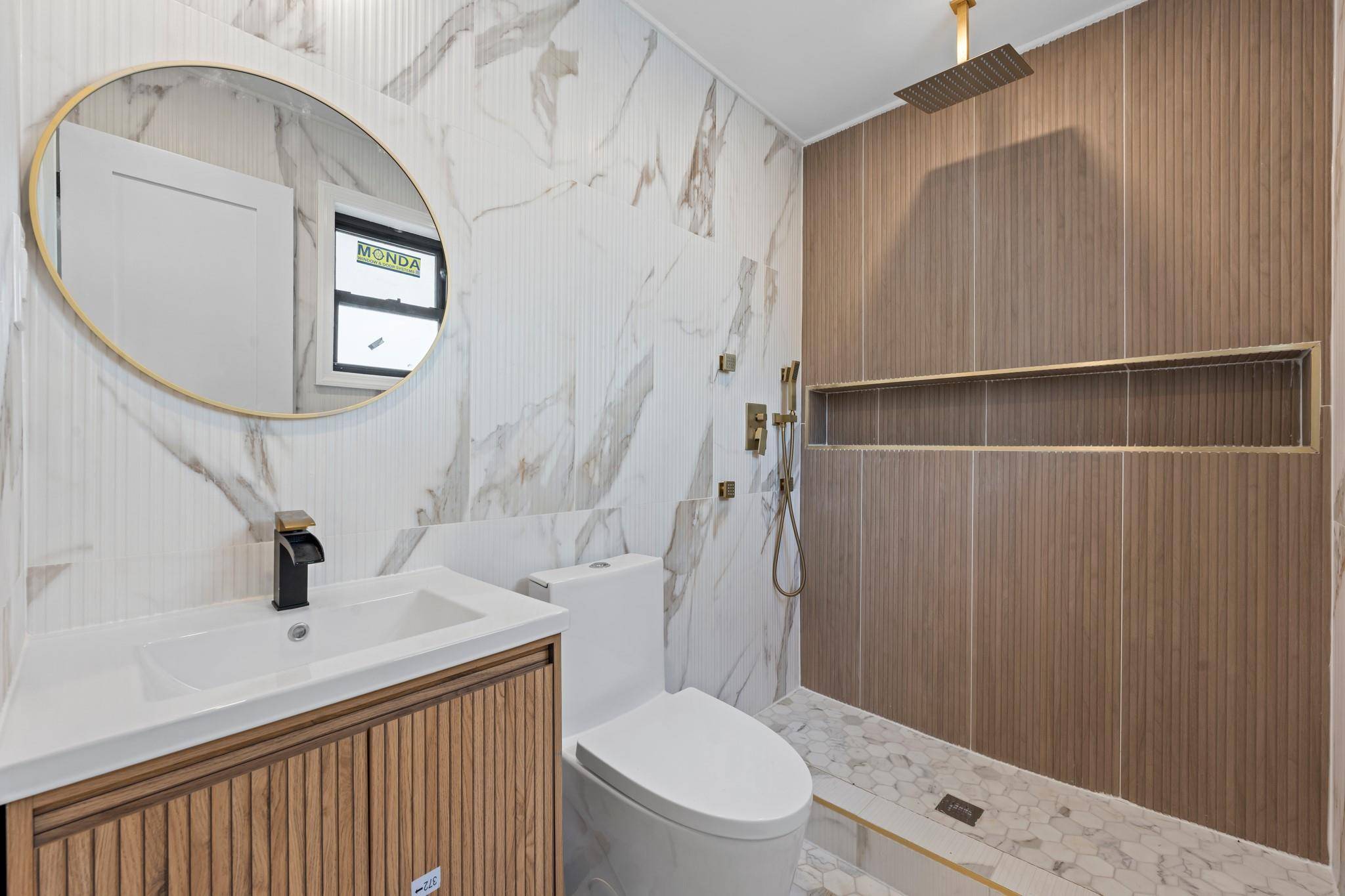 Hollis, NY 11423,88-29 184 Street