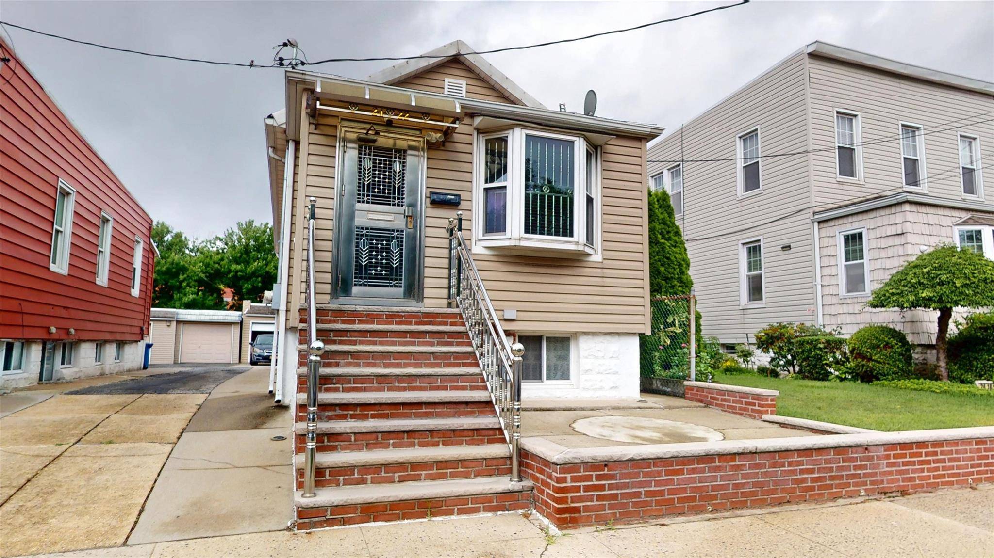 East Elmhurst, NY 11370,24-22 80 ST