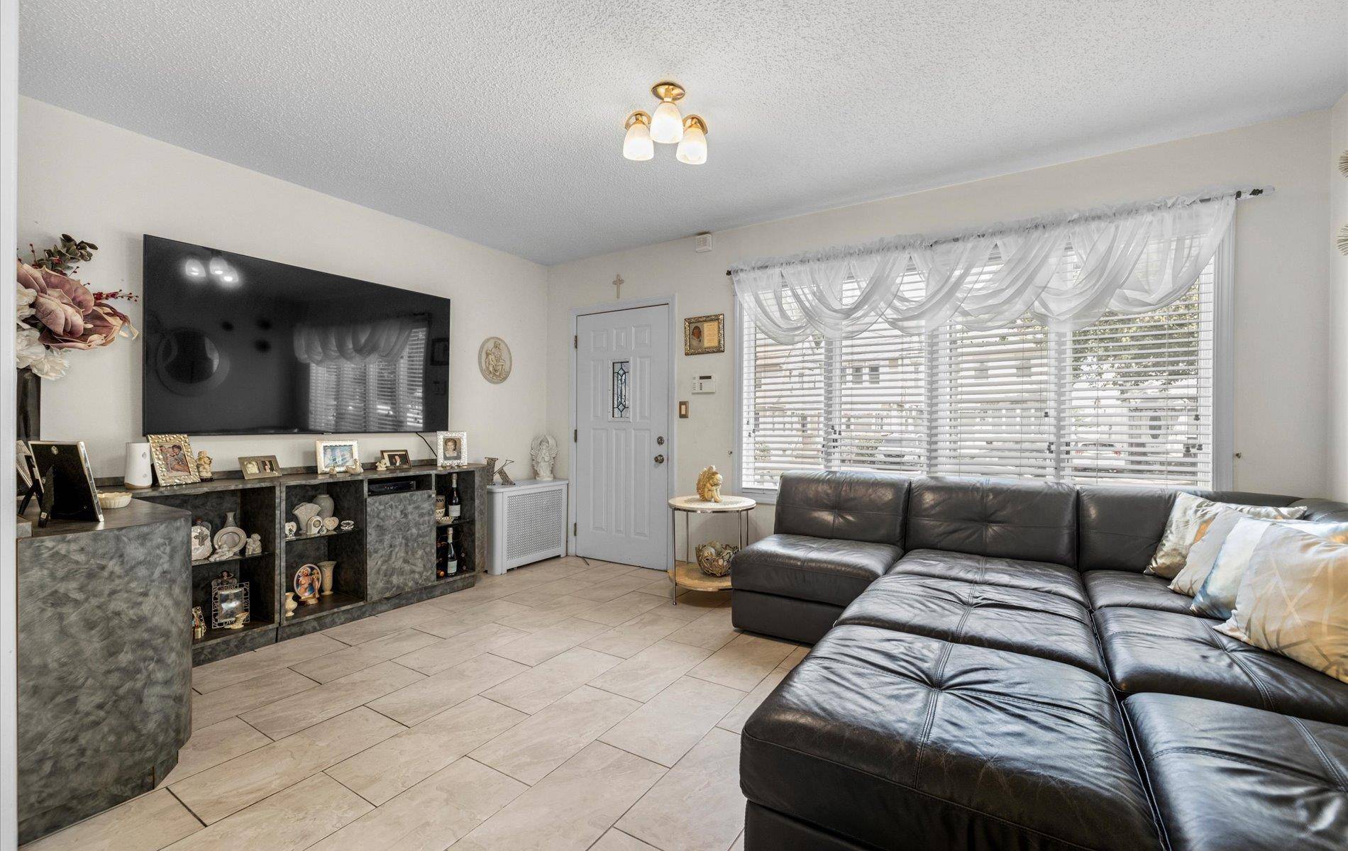 Ozone Park, NY 11417,96-36 149th AVE