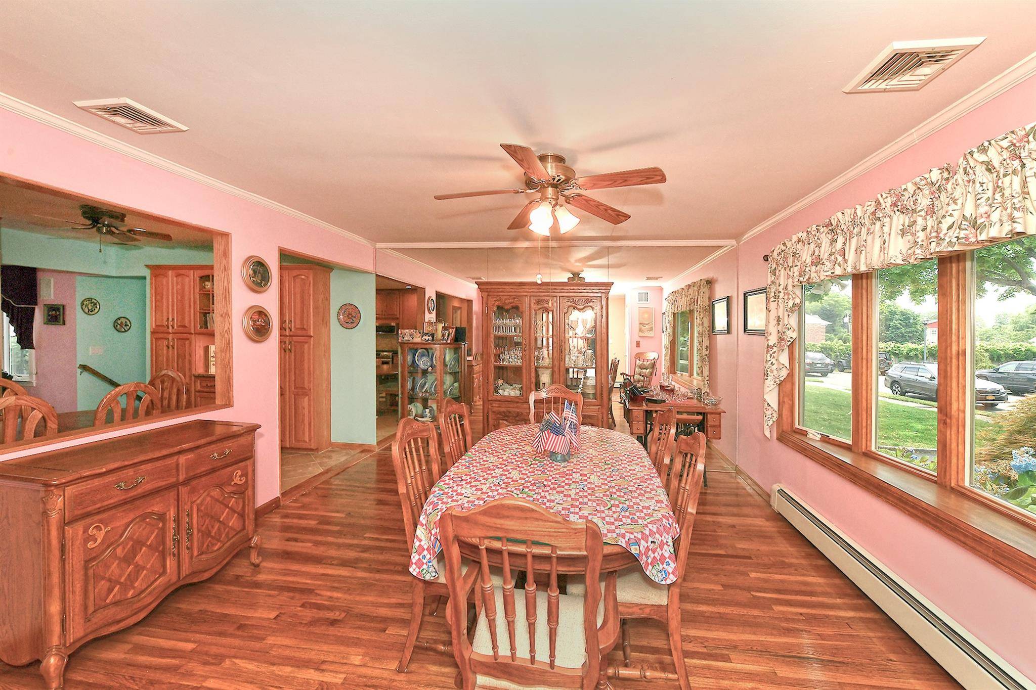 Wantagh, NY 11793,3665 Centerview AVE