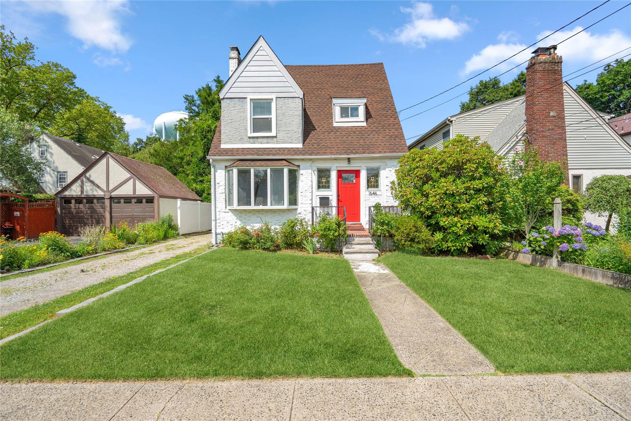 Baldwin, NY 11510,1644 Kenneth AVE