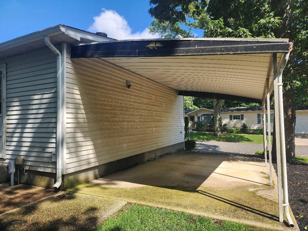 Calverton, NY 11933,1407 Middle RD #48