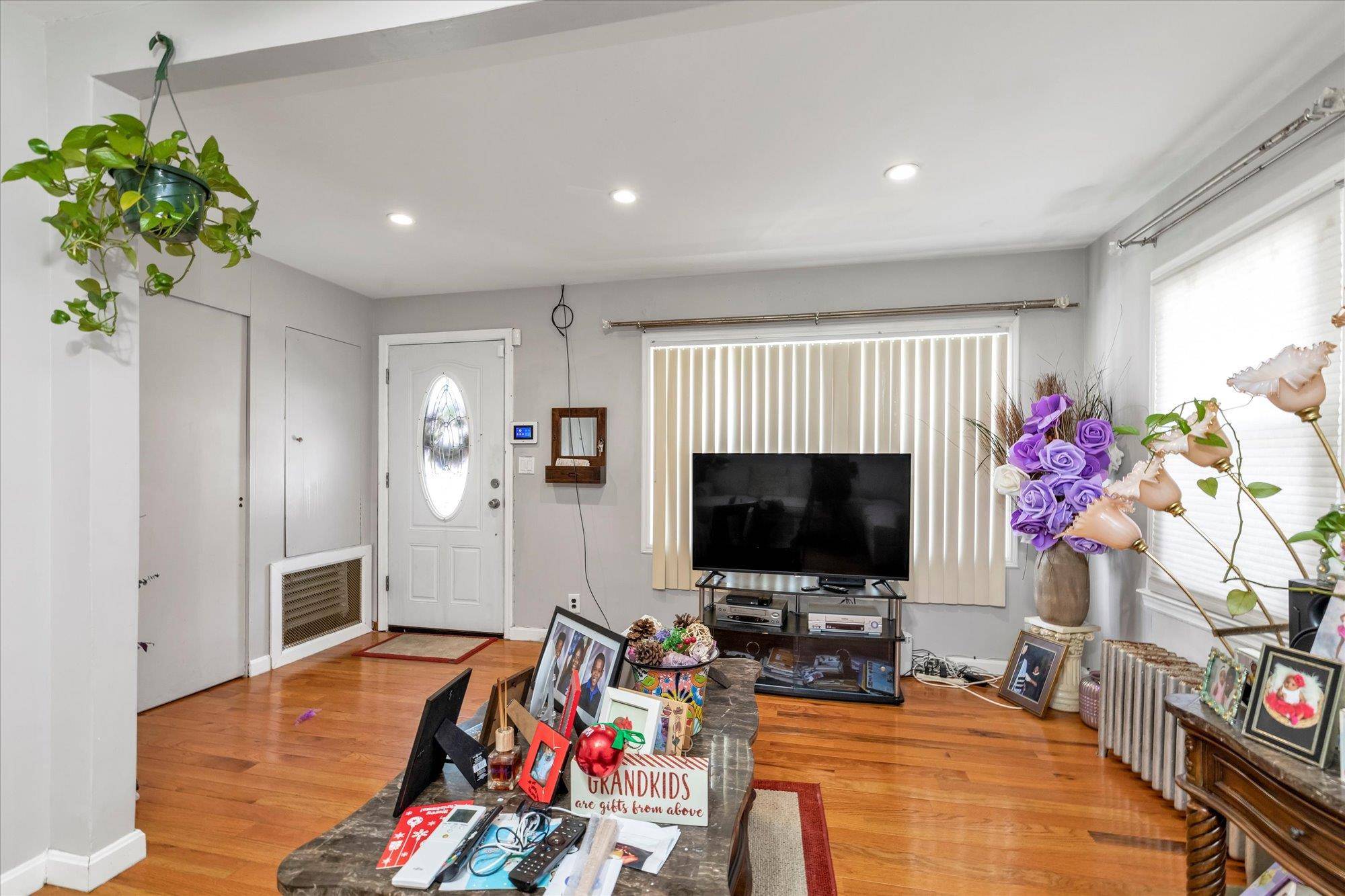 West Hempstead, NY 11552,596 Lincoln AVE