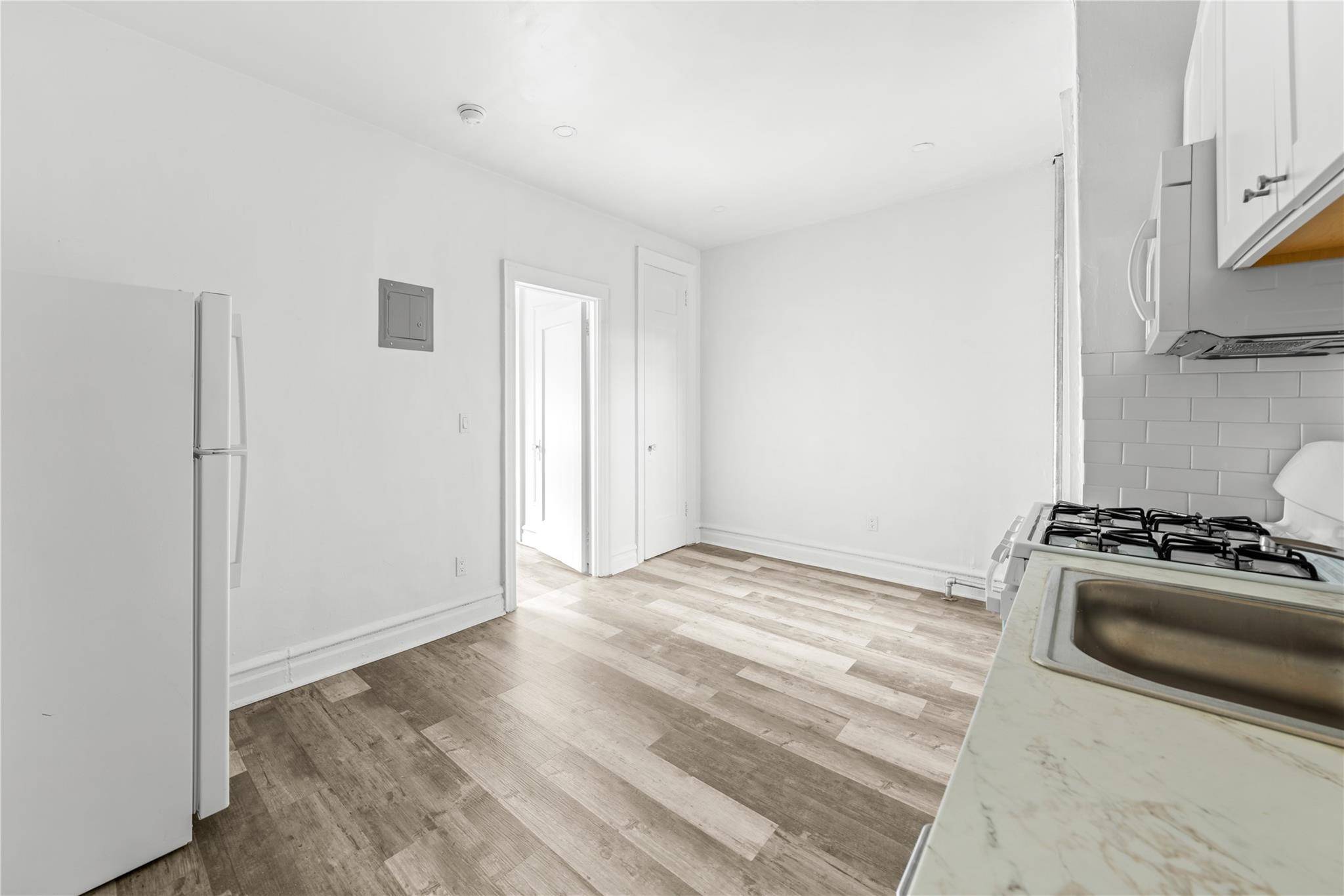 Long Island City, NY 11106,36-25 30th ST