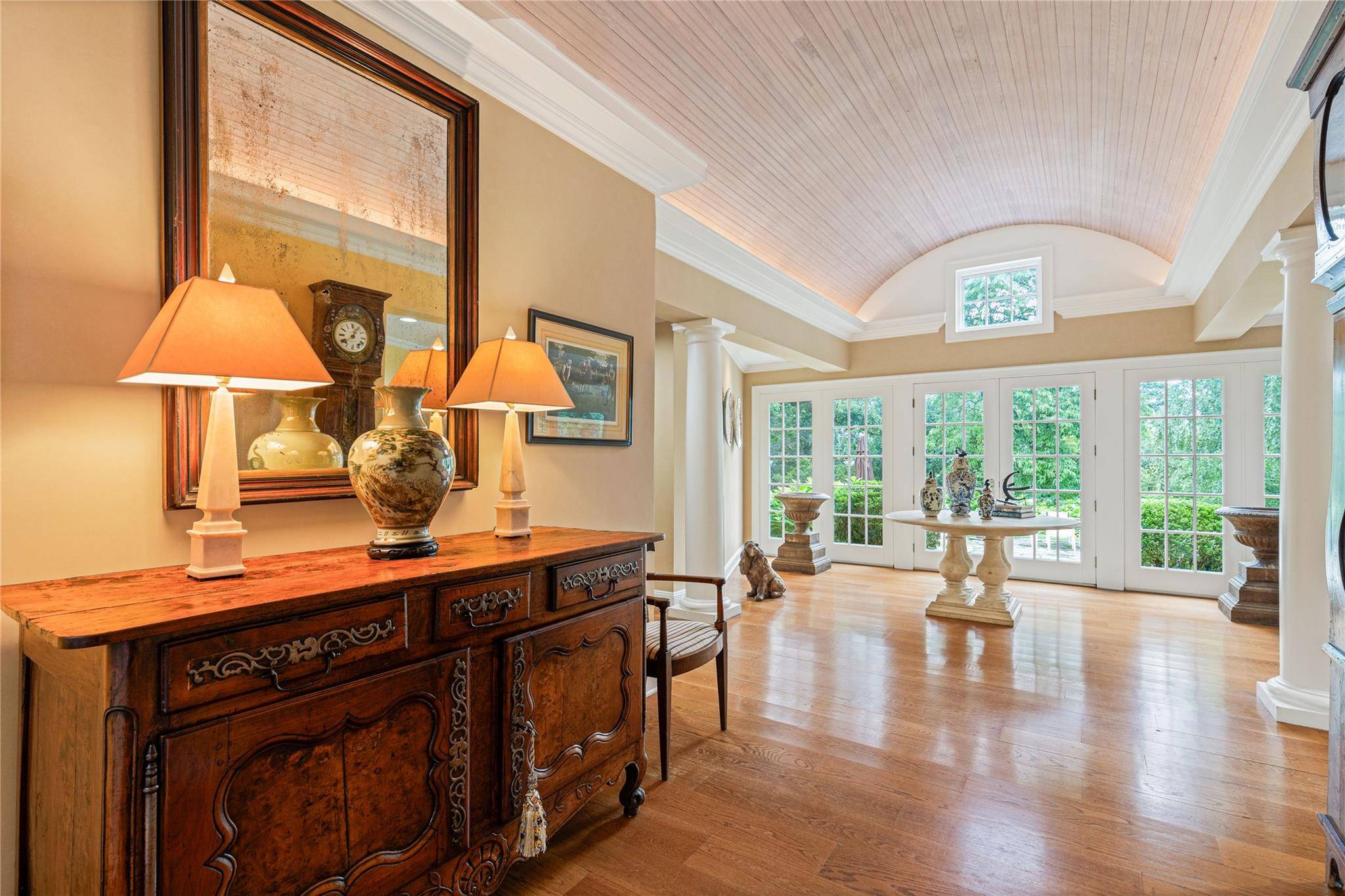Scarsdale, NY 10583,51 Park RD
