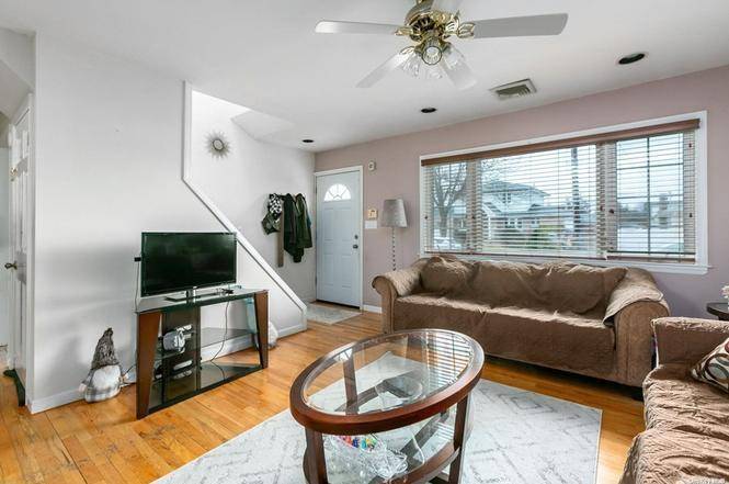 Massapequa, NY 11758,250 N Rutherford AVE