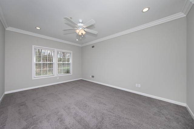 Ridge, NY 11961,255 Wading River Hlw #33
