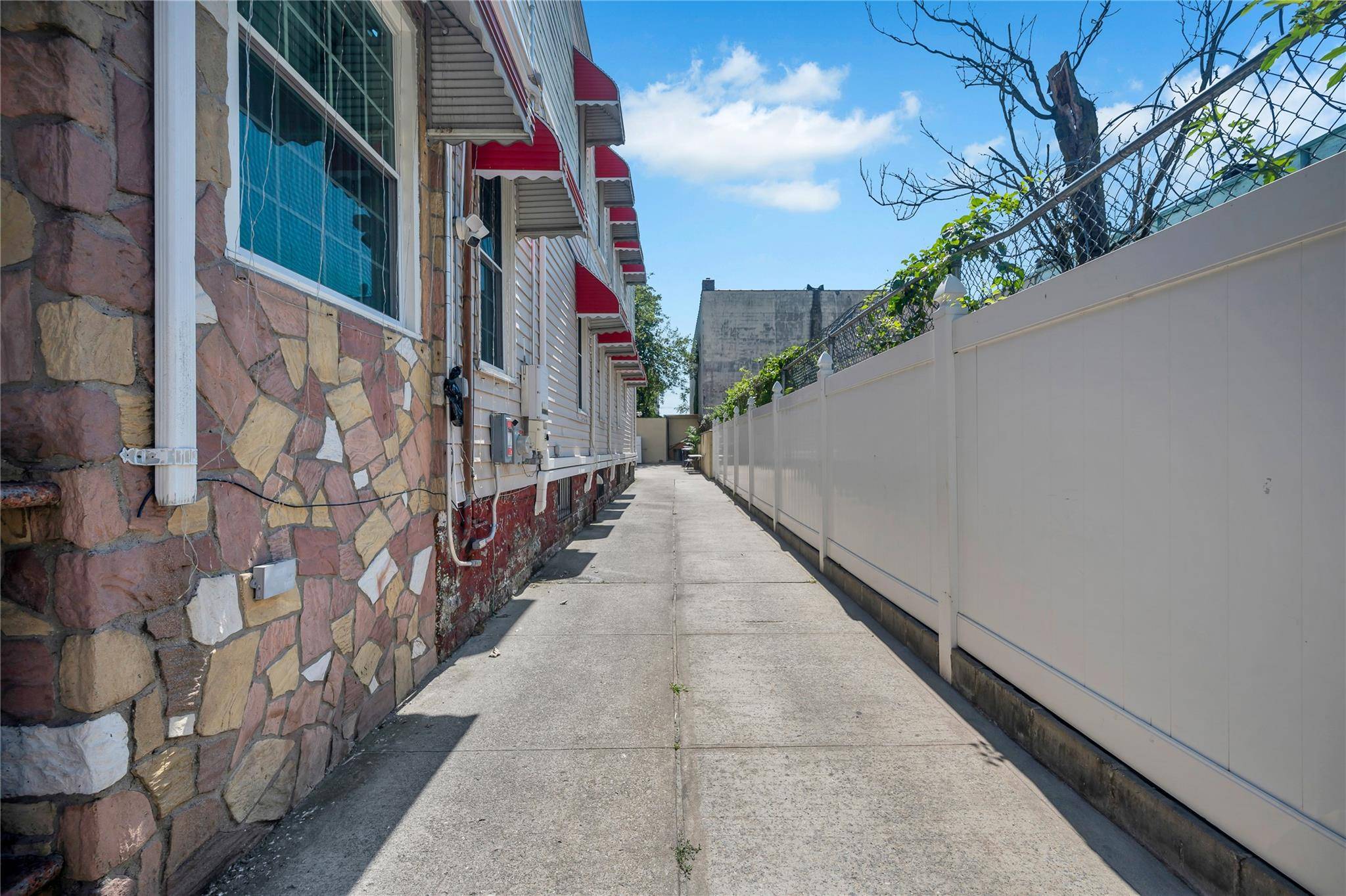 Brooklyn, NY 11207,654 Schenck AVE