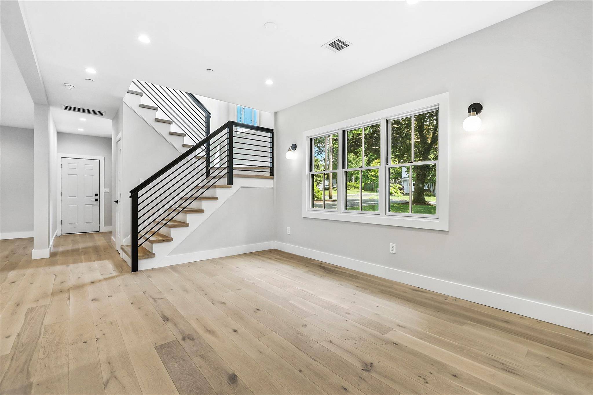 Rye Brook, NY 10573,17 Wilton RD