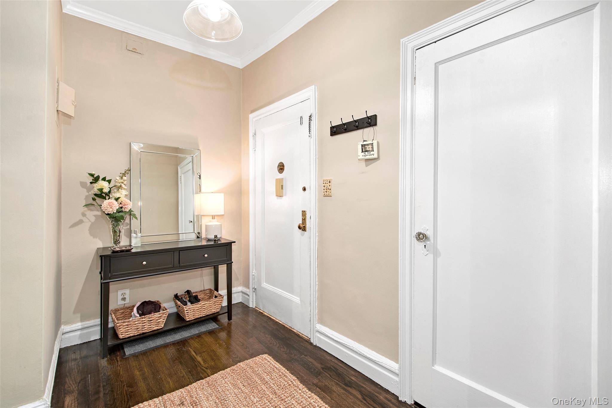 Bronxville, NY 10708,45 W Pondfield RD #1F