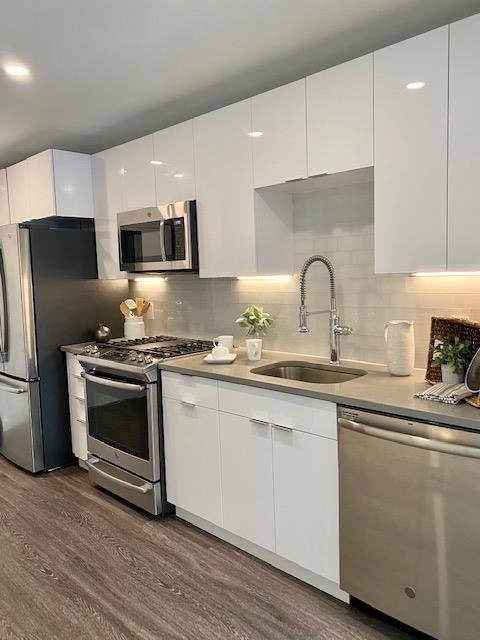 Mineola, NY 11501,116 Searing AVE #N-308