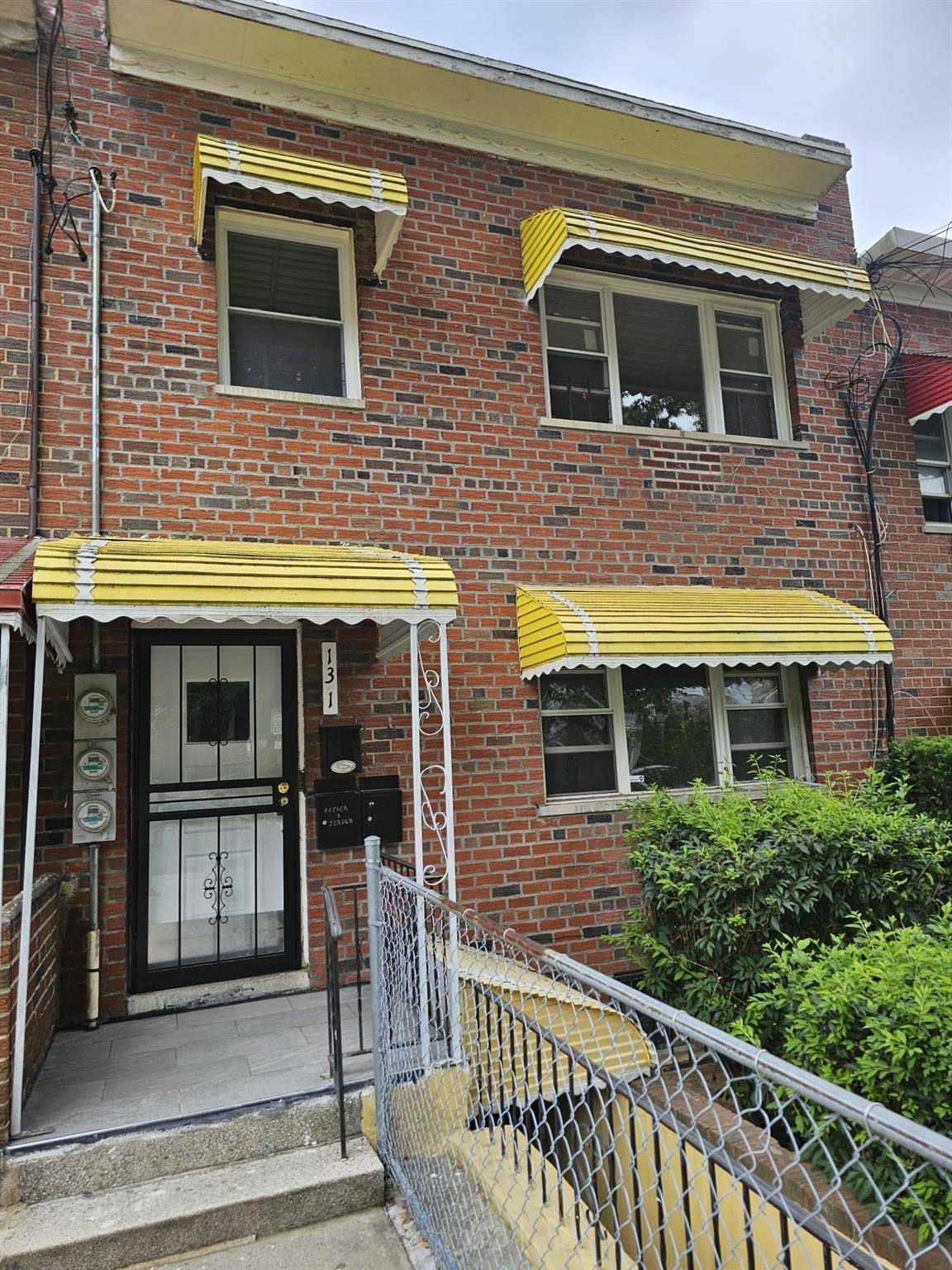 Mount Vernon, NY 10550,131 S 14th AVE #2