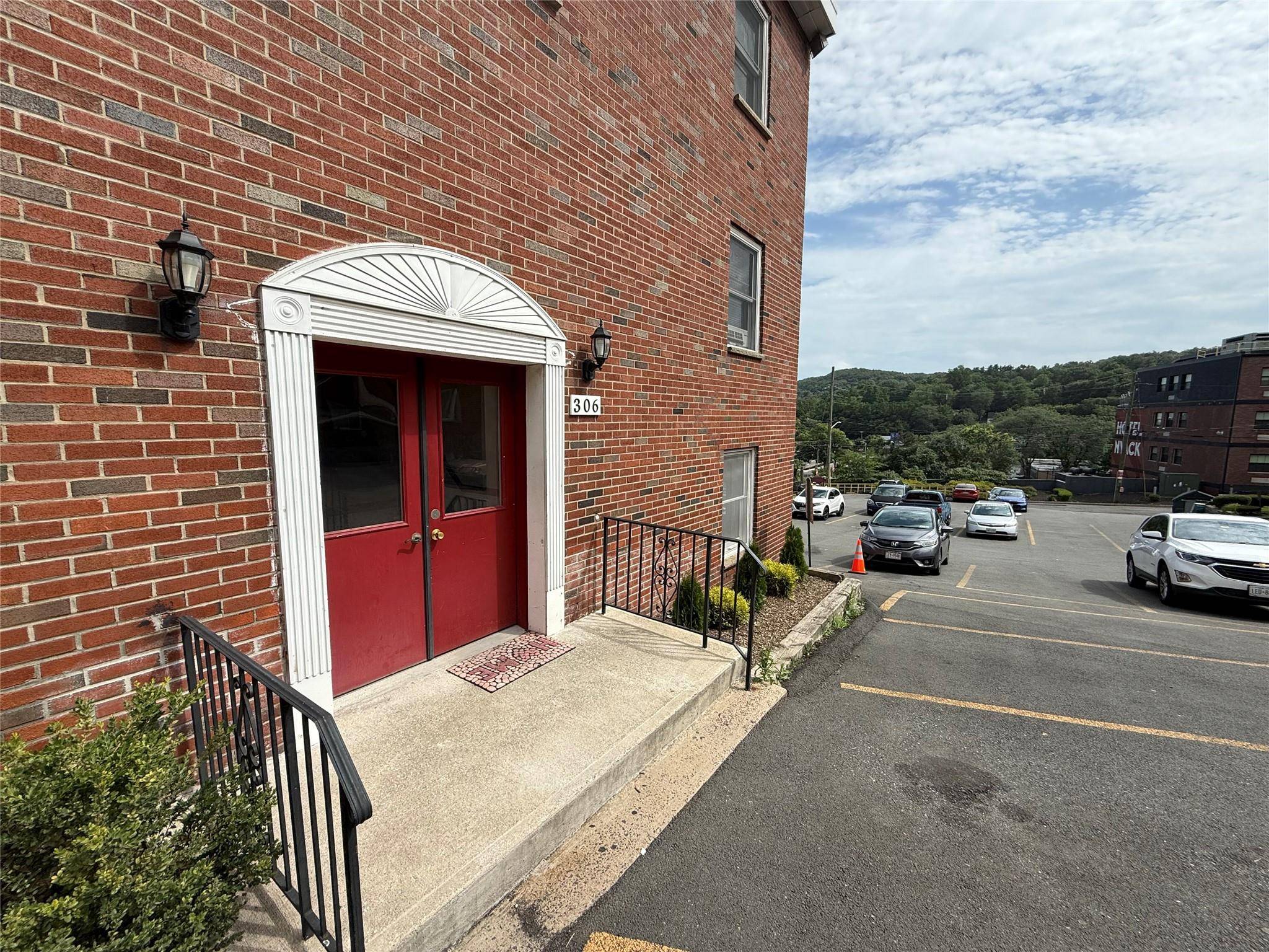 Nyack, NY 10960,306 High AVE #1N