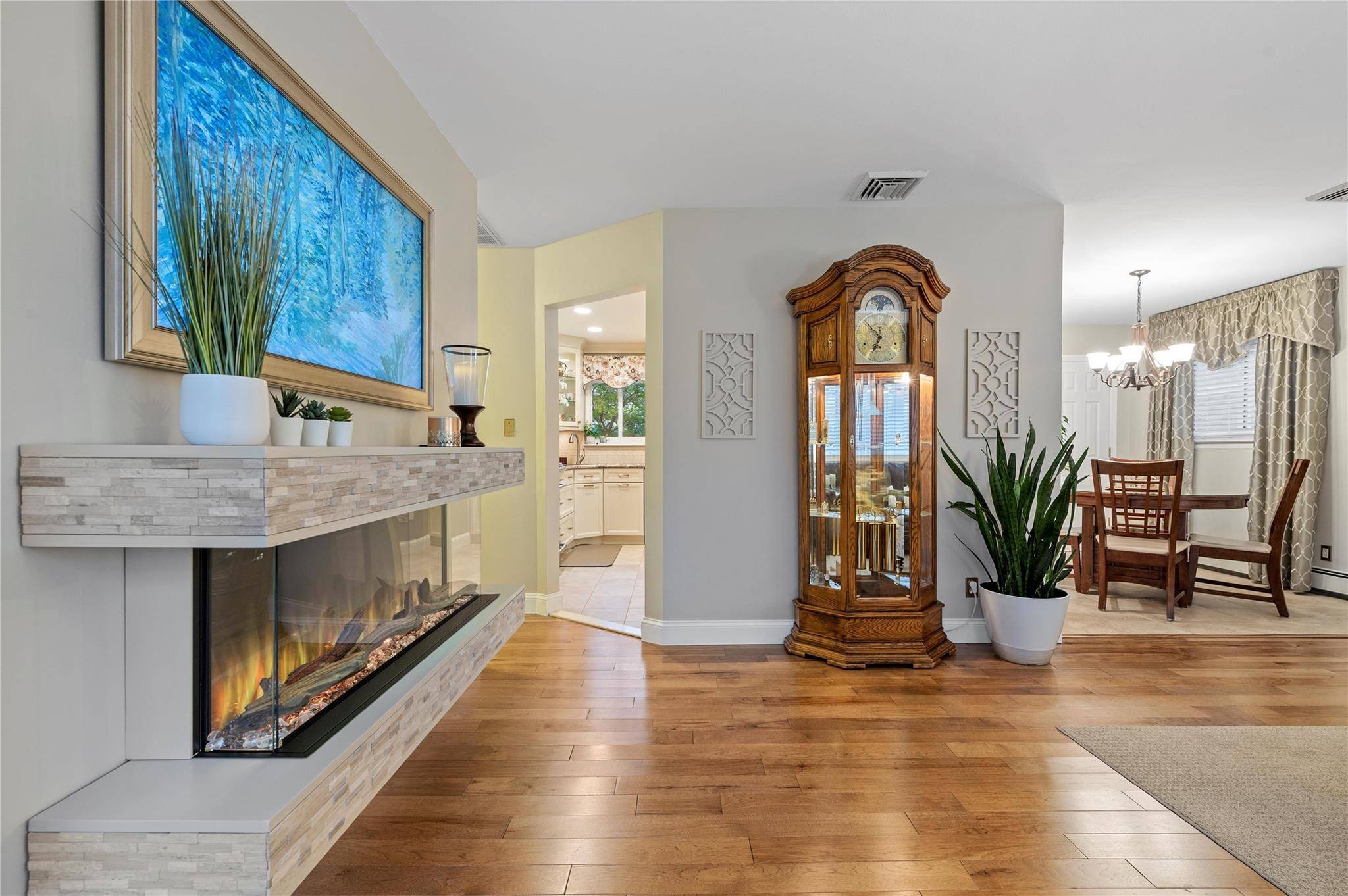 Wantagh, NY 11793,2575 Mariners AVE