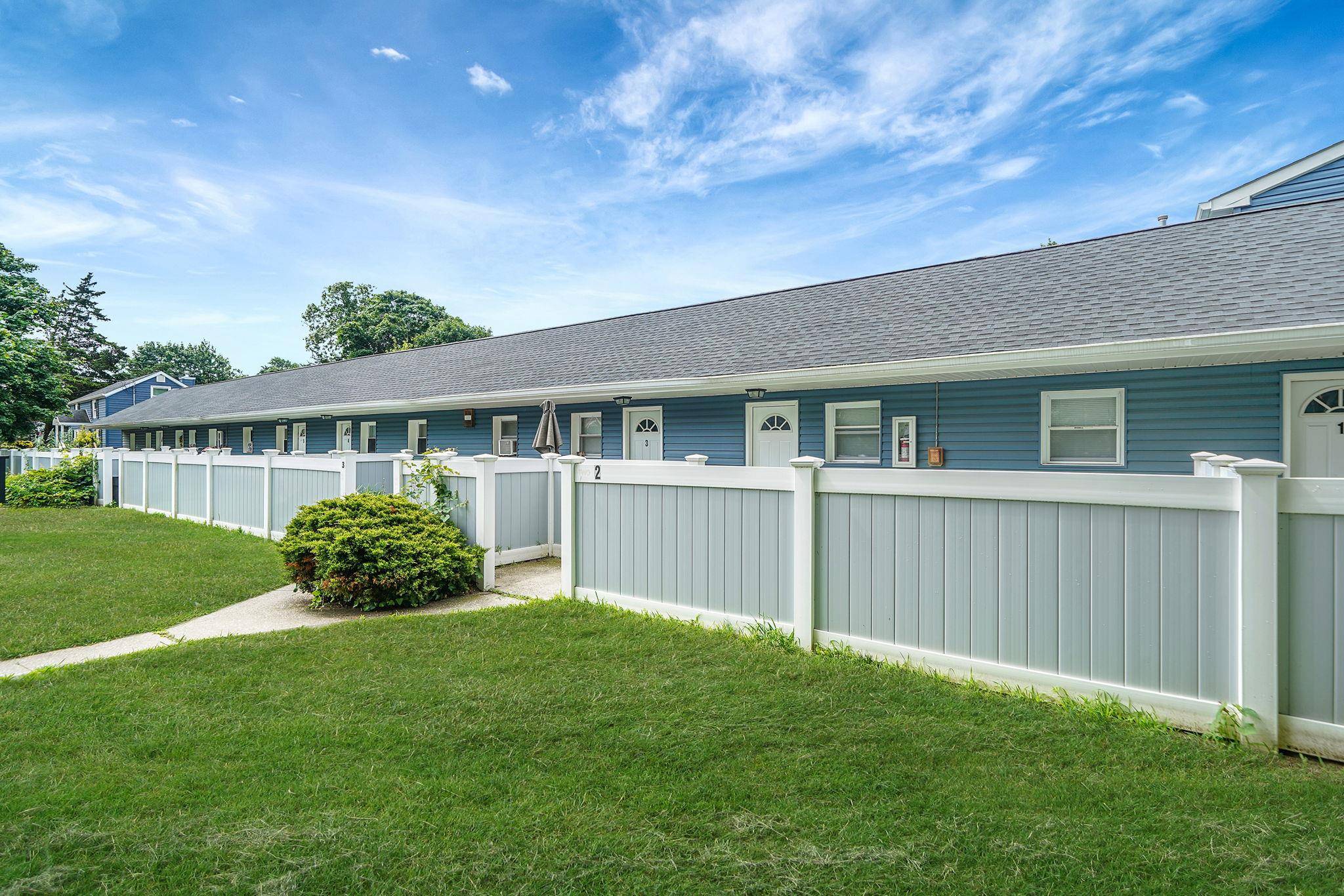 East Patchogue, NY 11772,16 Bellport St #2