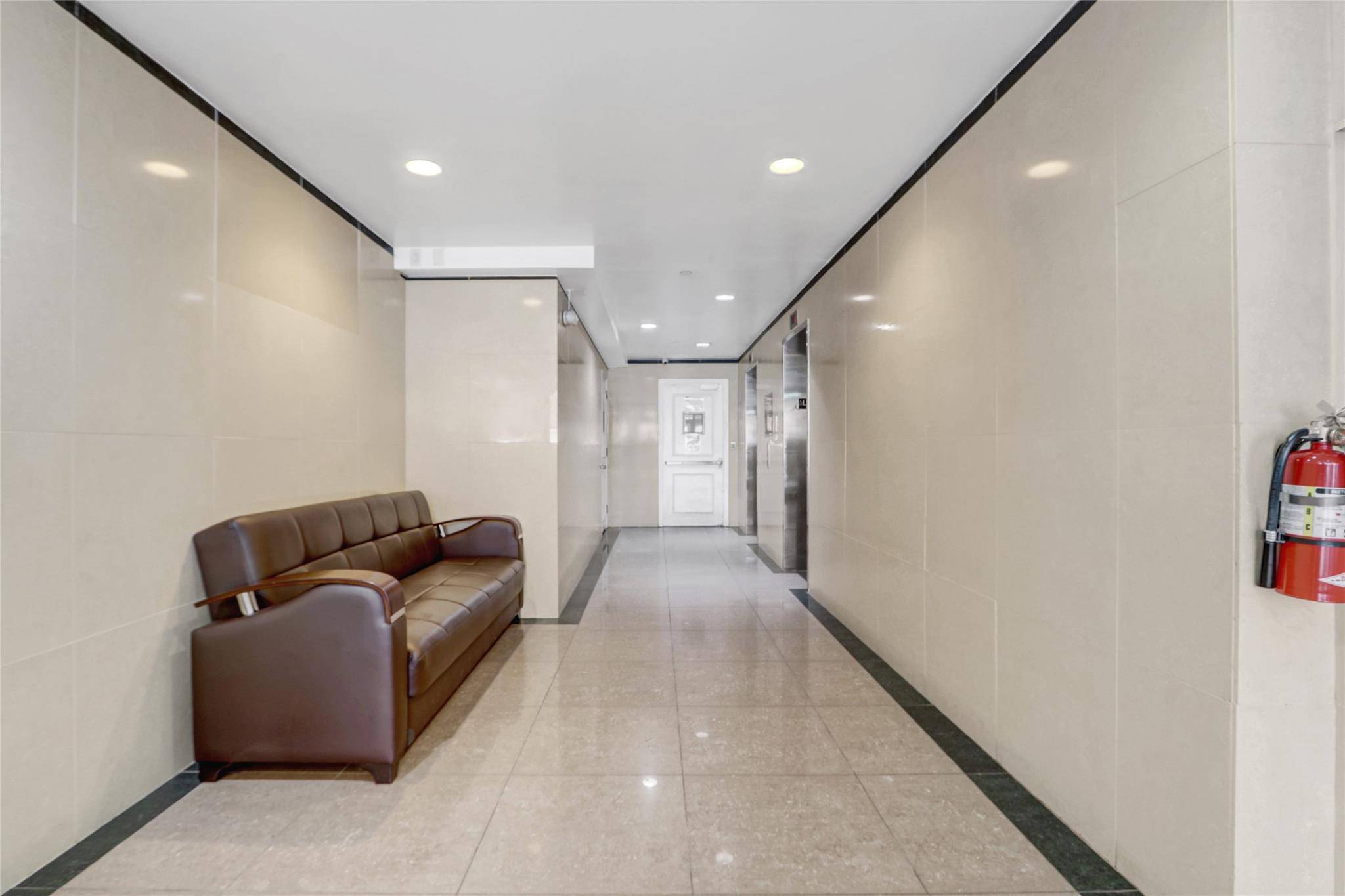 Flushing, NY 11355,4317 Union ST #5A