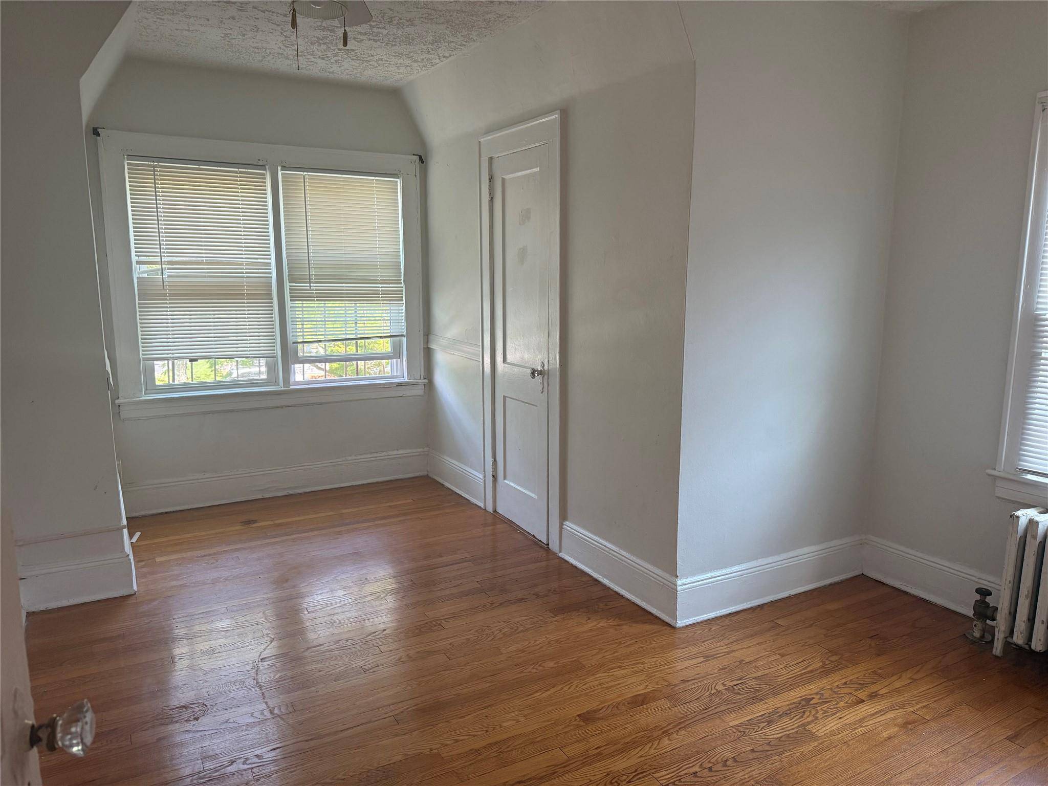 Babylon, NY 11702,50 The Crescent #A6