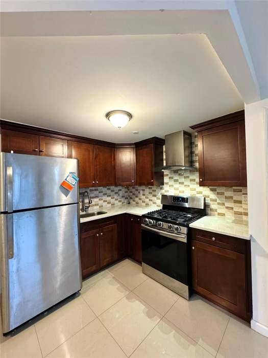 Fresh Meadows, NY 11365,7166 Parsons BLVD #6E
