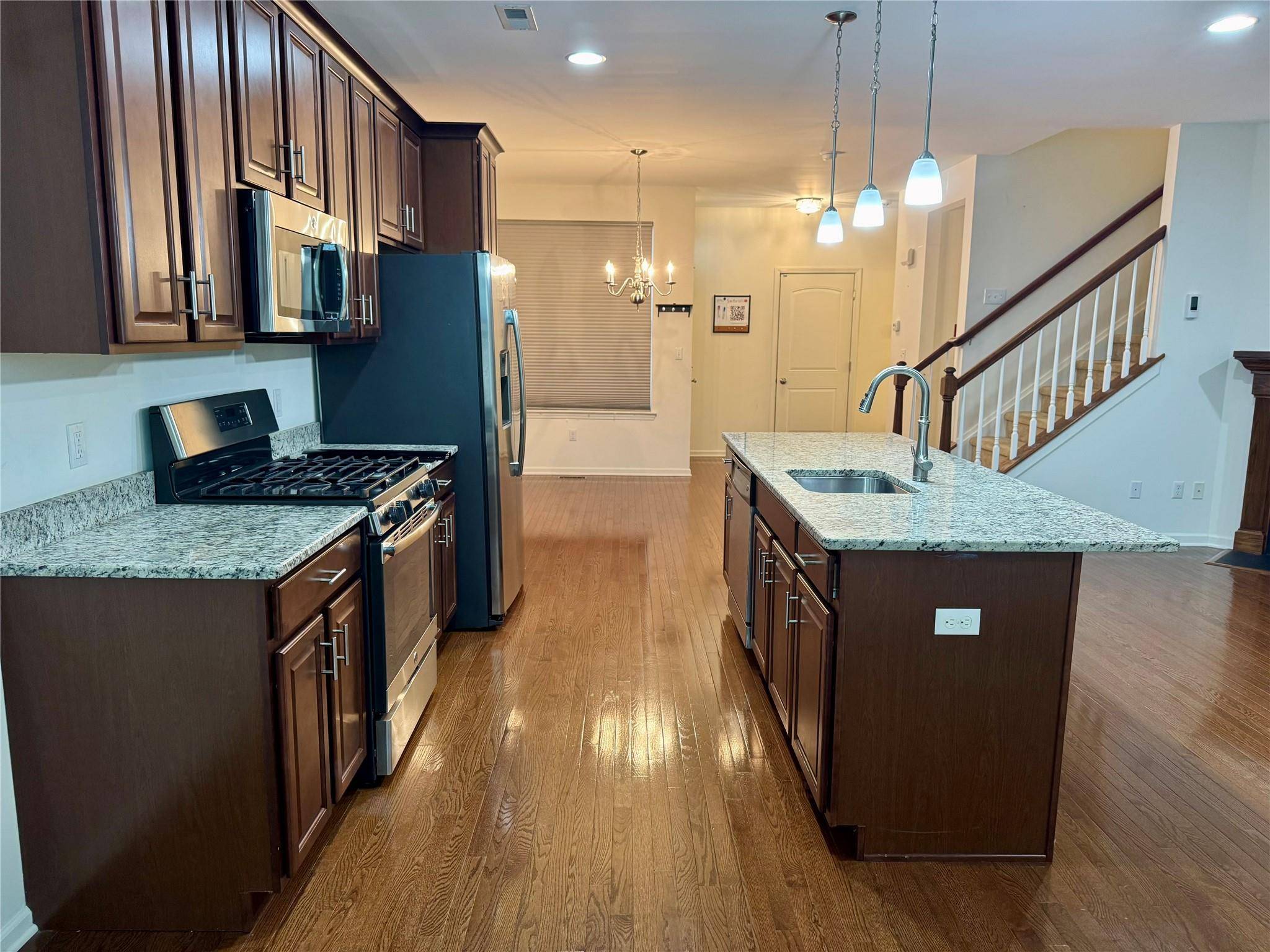 Middletown, NY 10940,127 Meadow View DR