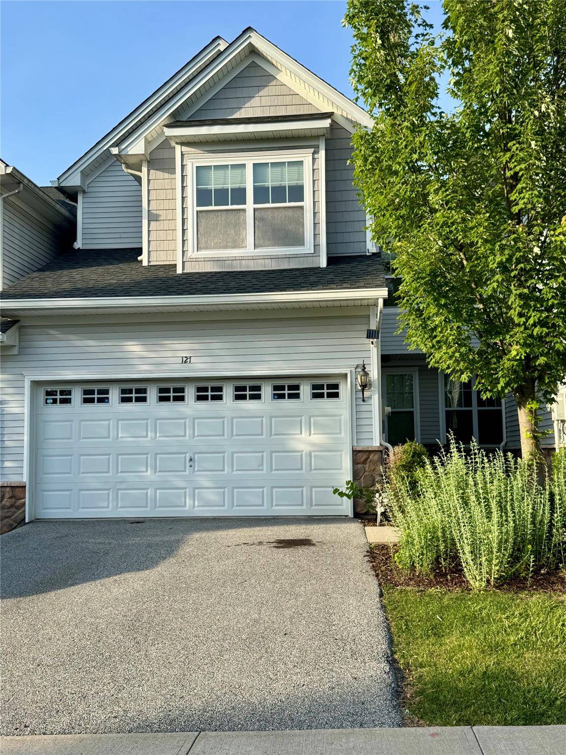 Middletown, NY 10940,127 Meadow View DR