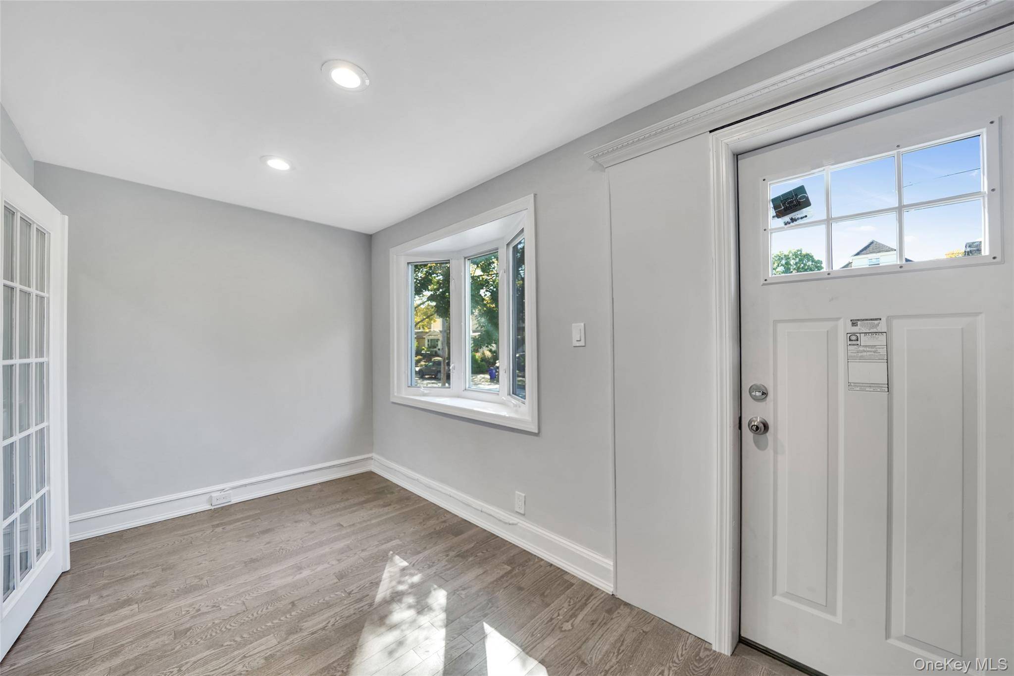 Forest Hills, NY 11375,6915 Loubet