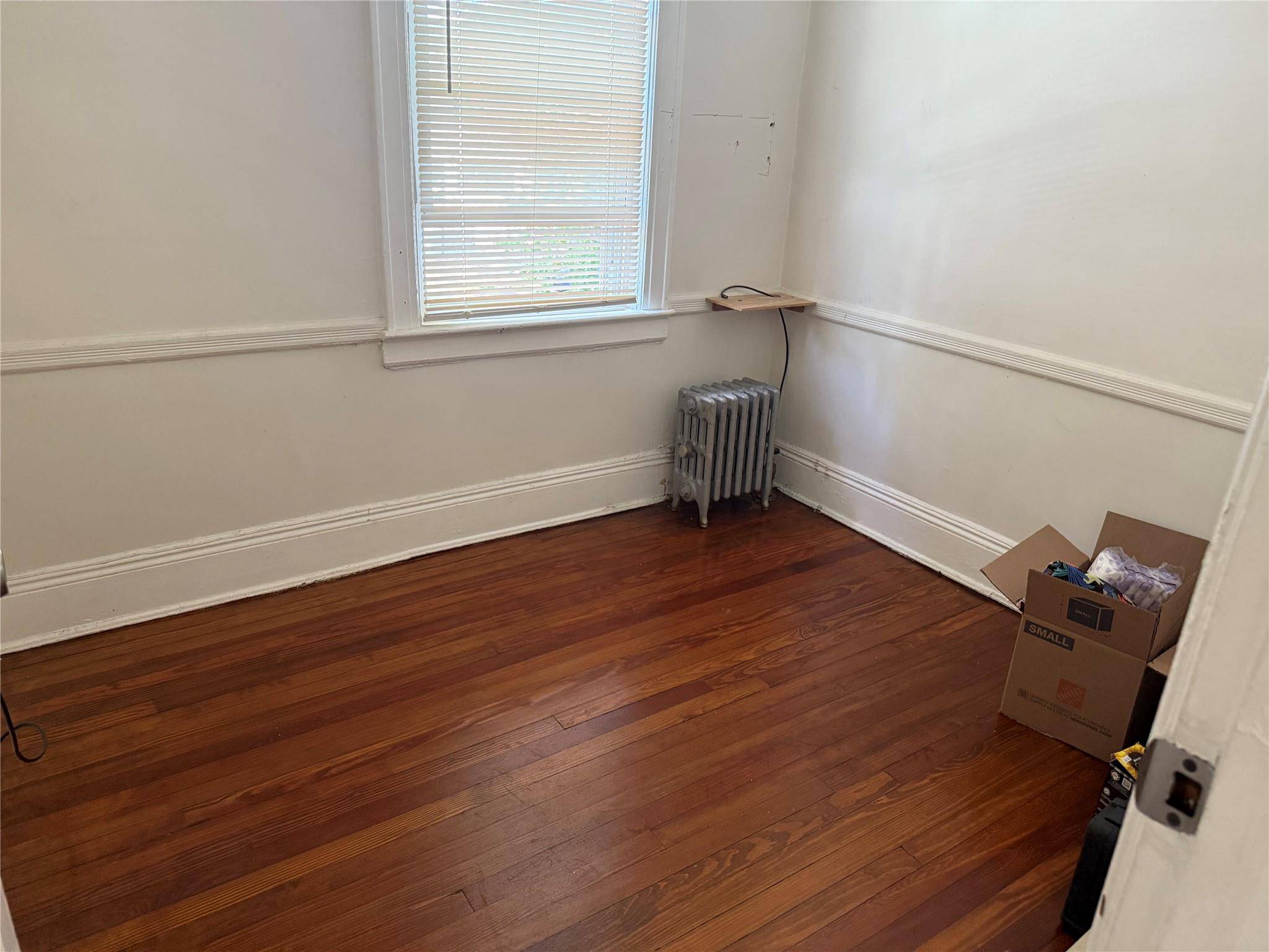 Saint Albans, NY 11412,19022 111th RD