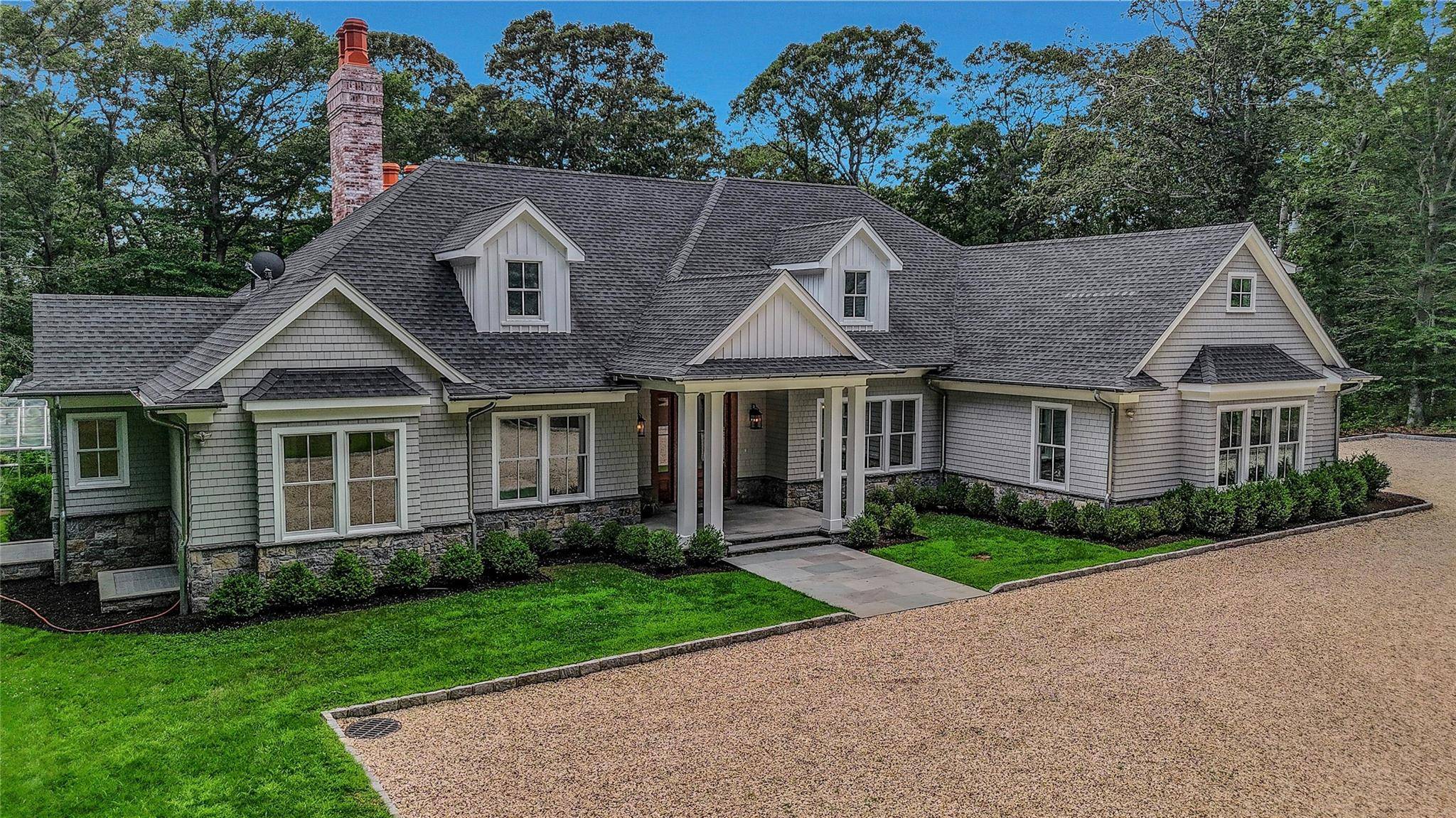 Mattituck, NY 11952,3293 Grand AVE