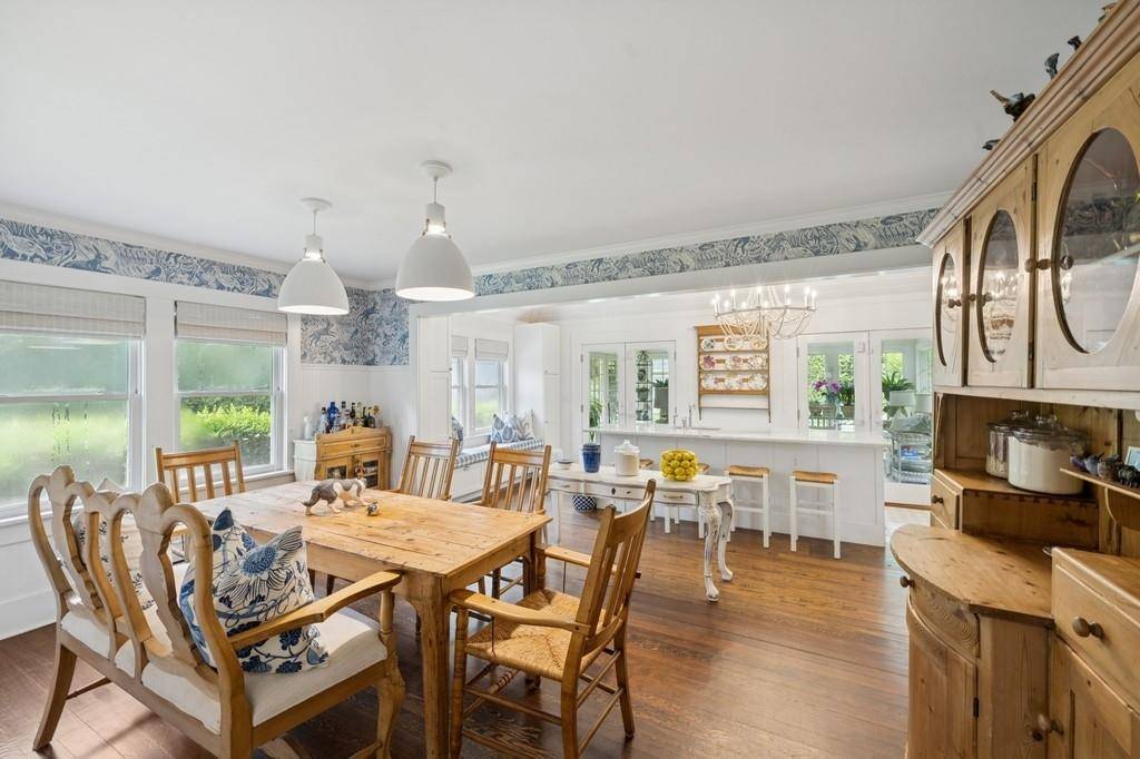 Southampton, NY 11968,163 Halsey Street