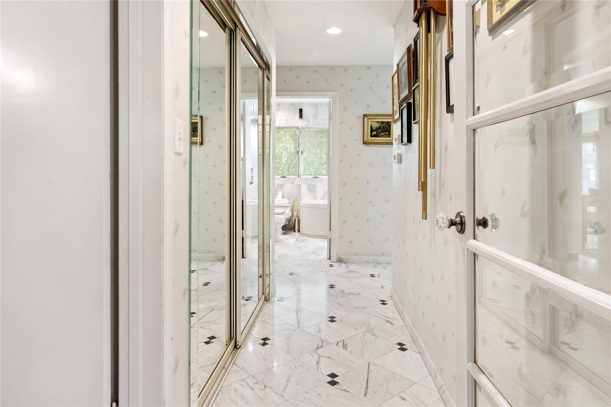 Suffern, NY 10901,11 Hillside CT
