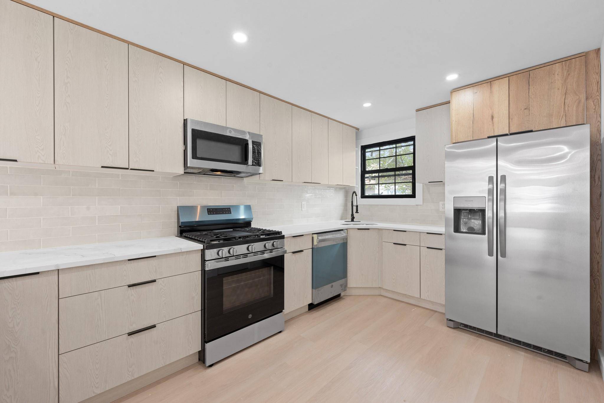 Jamaica, NY 11436,11623 141st ST