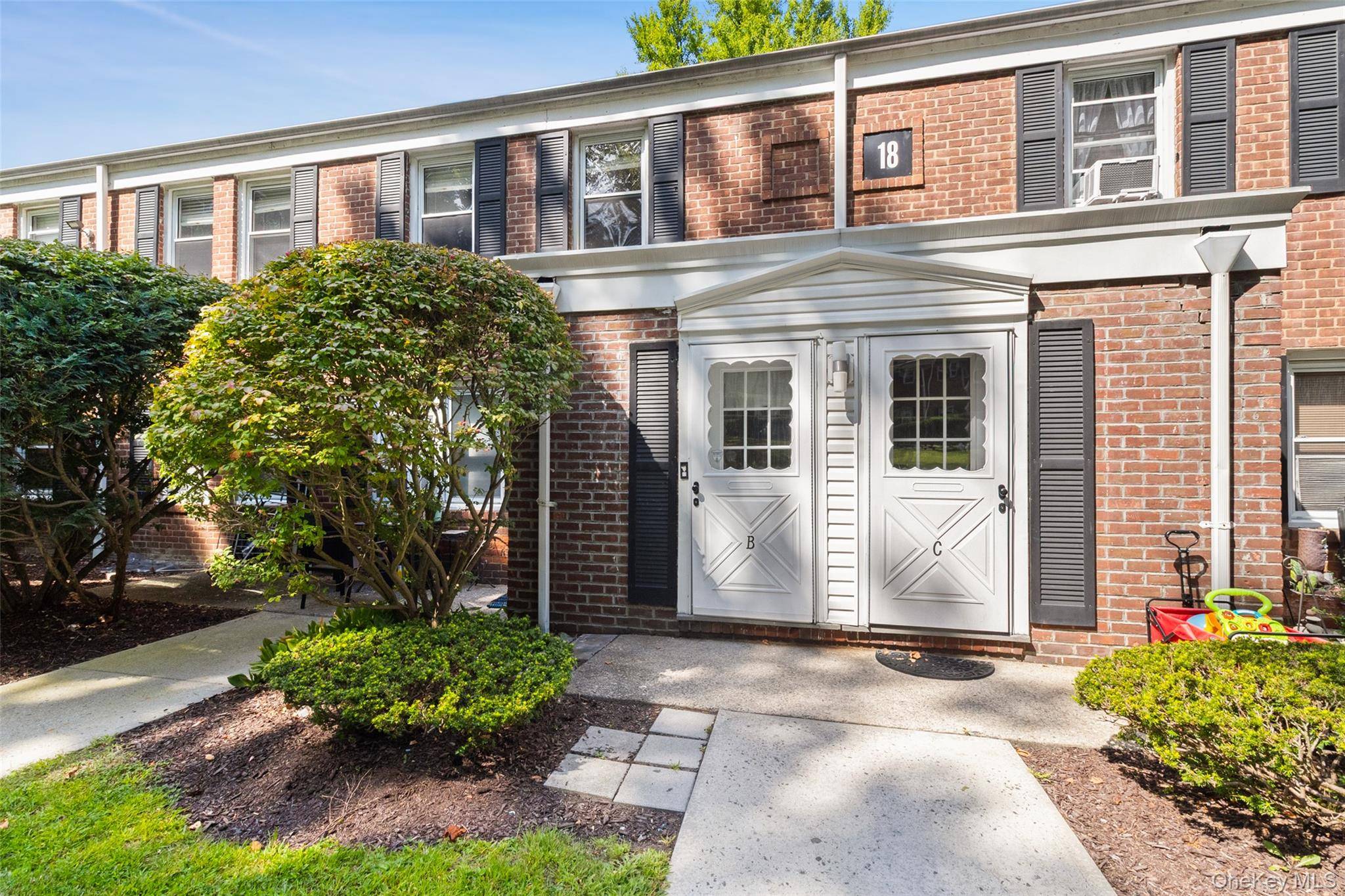 Irvington, NY 10533,120 N Broadway #18B