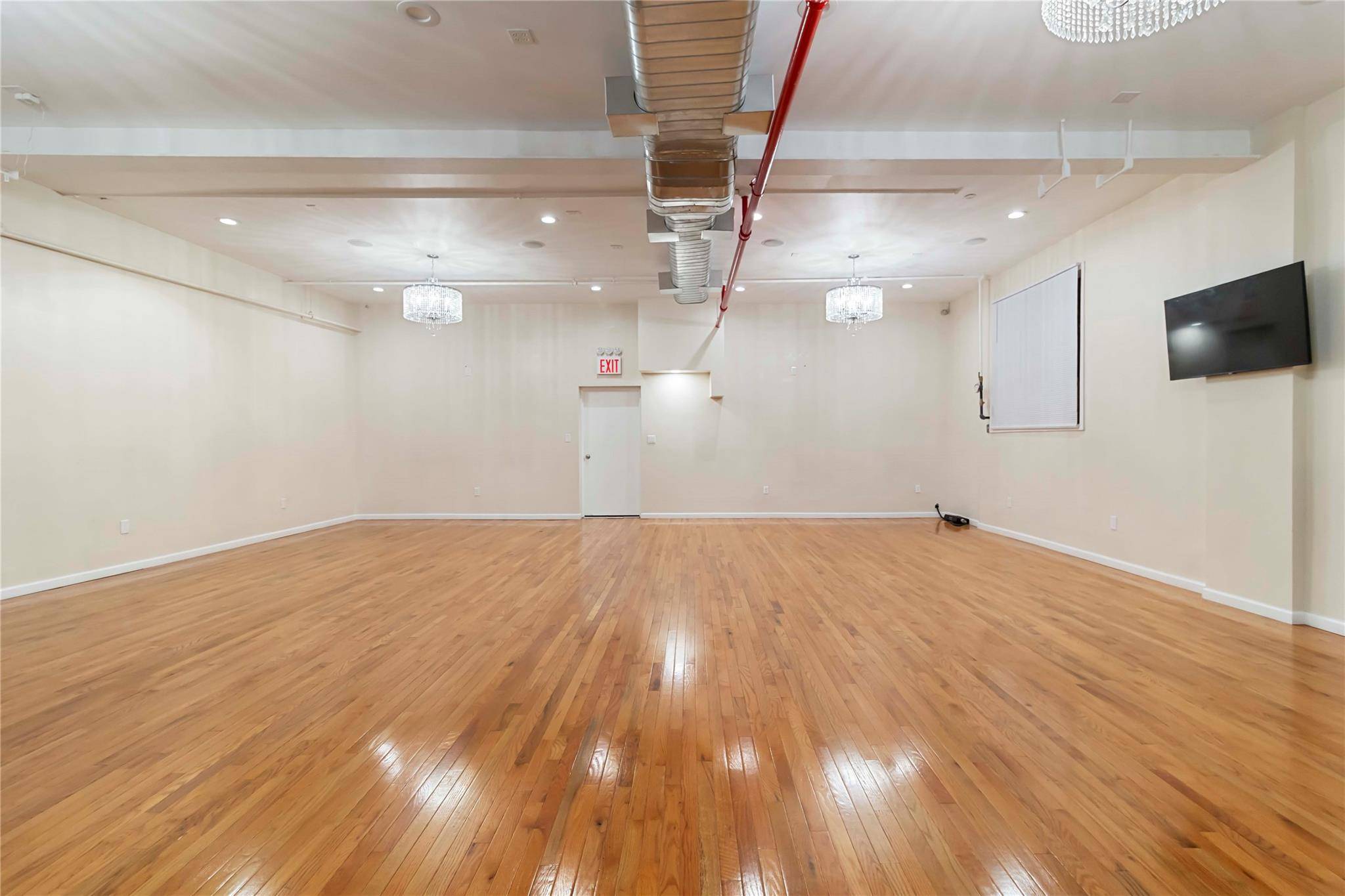 Queens Village, NY 11428,212-26 Jamaica AVE