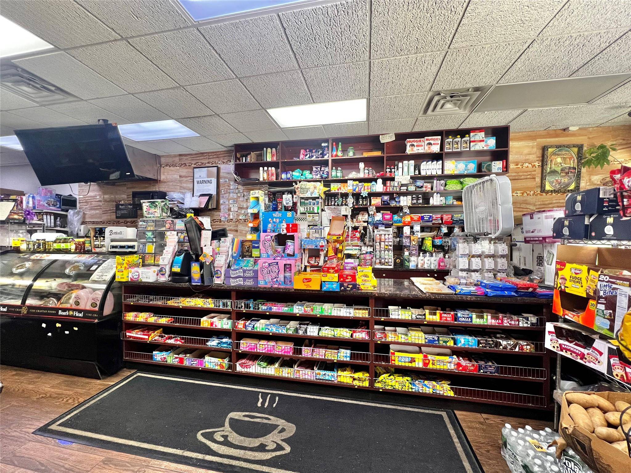 Glendale, NY 11385,8301 Myrtle AVE